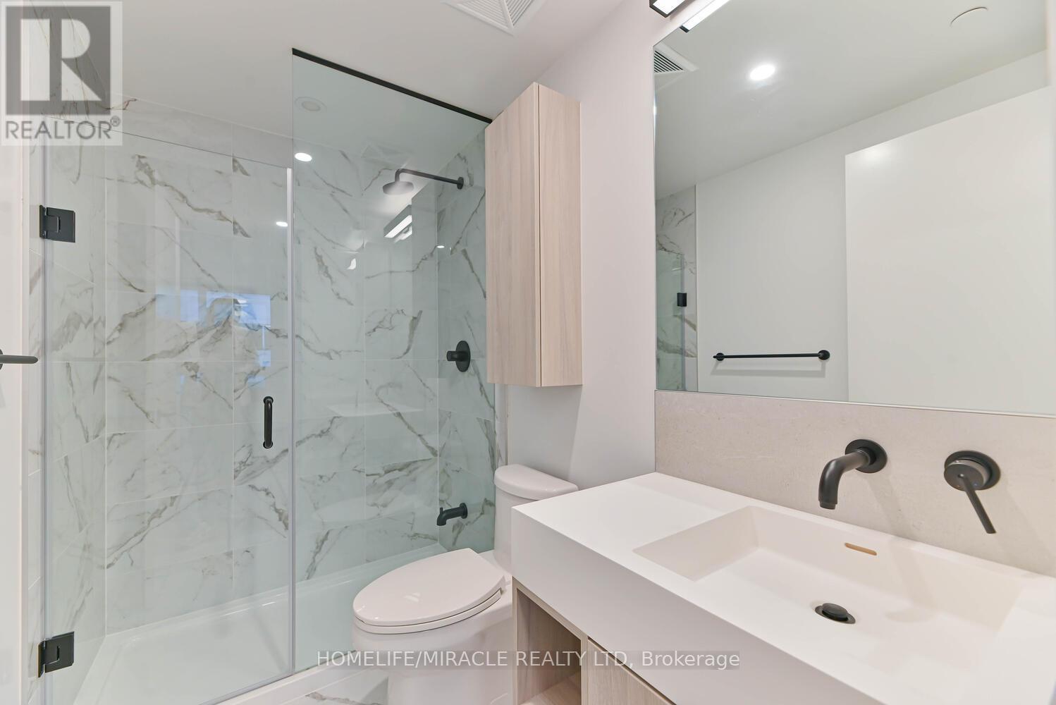 505 - 108 Peter Street, Toronto, ON - Indoor Photo Showing Bathroom