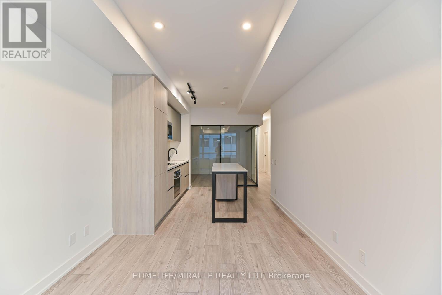 505 - 108 Peter Street, Toronto, ON - Indoor Photo Showing Other Room