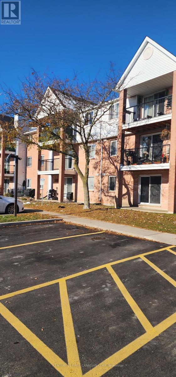 46 - 1096 Jalna Boulevard, London South (South X), ON - Outdoor With Facade