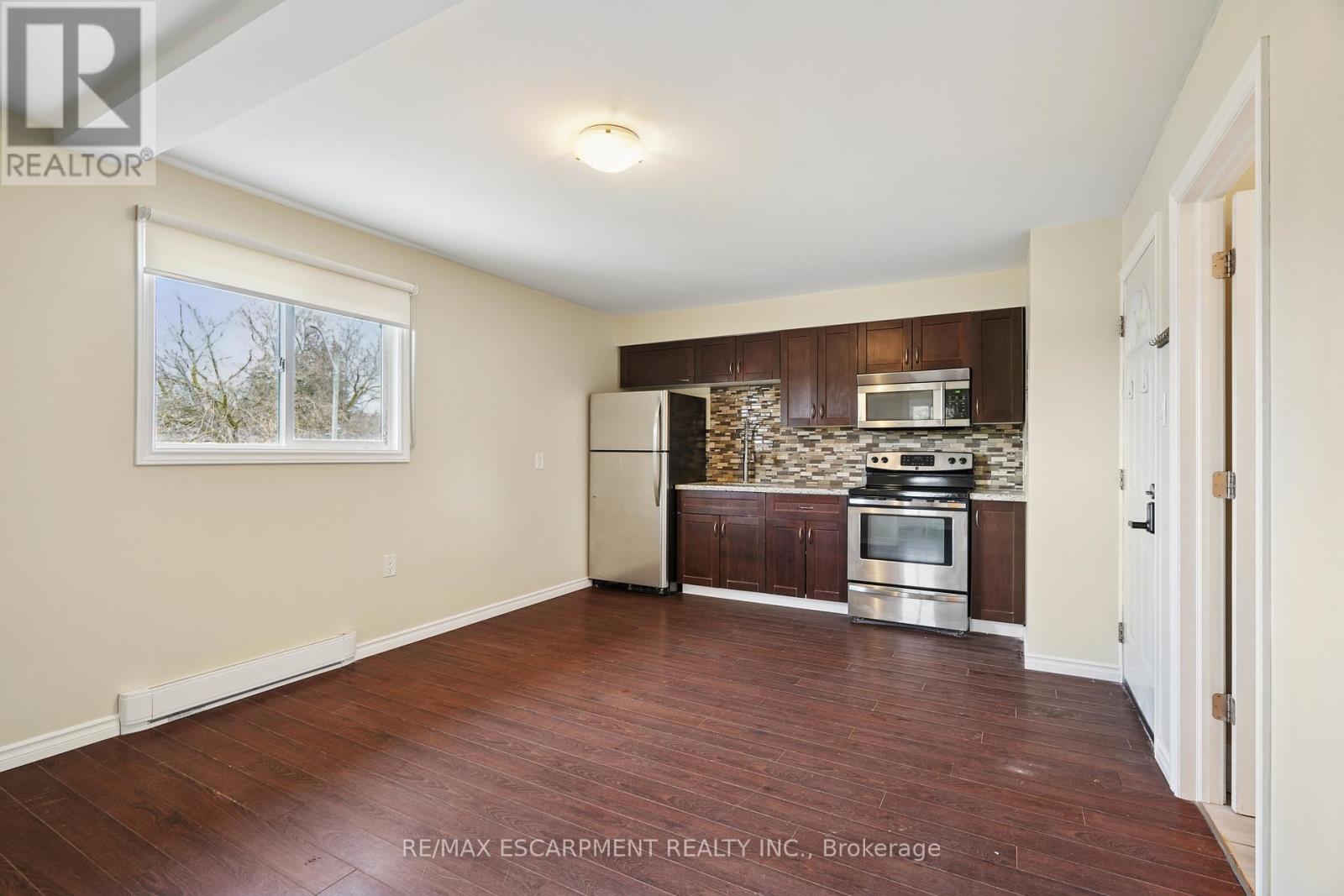 Unit B - 154 Main Street N, Guelph/Eramosa, ON