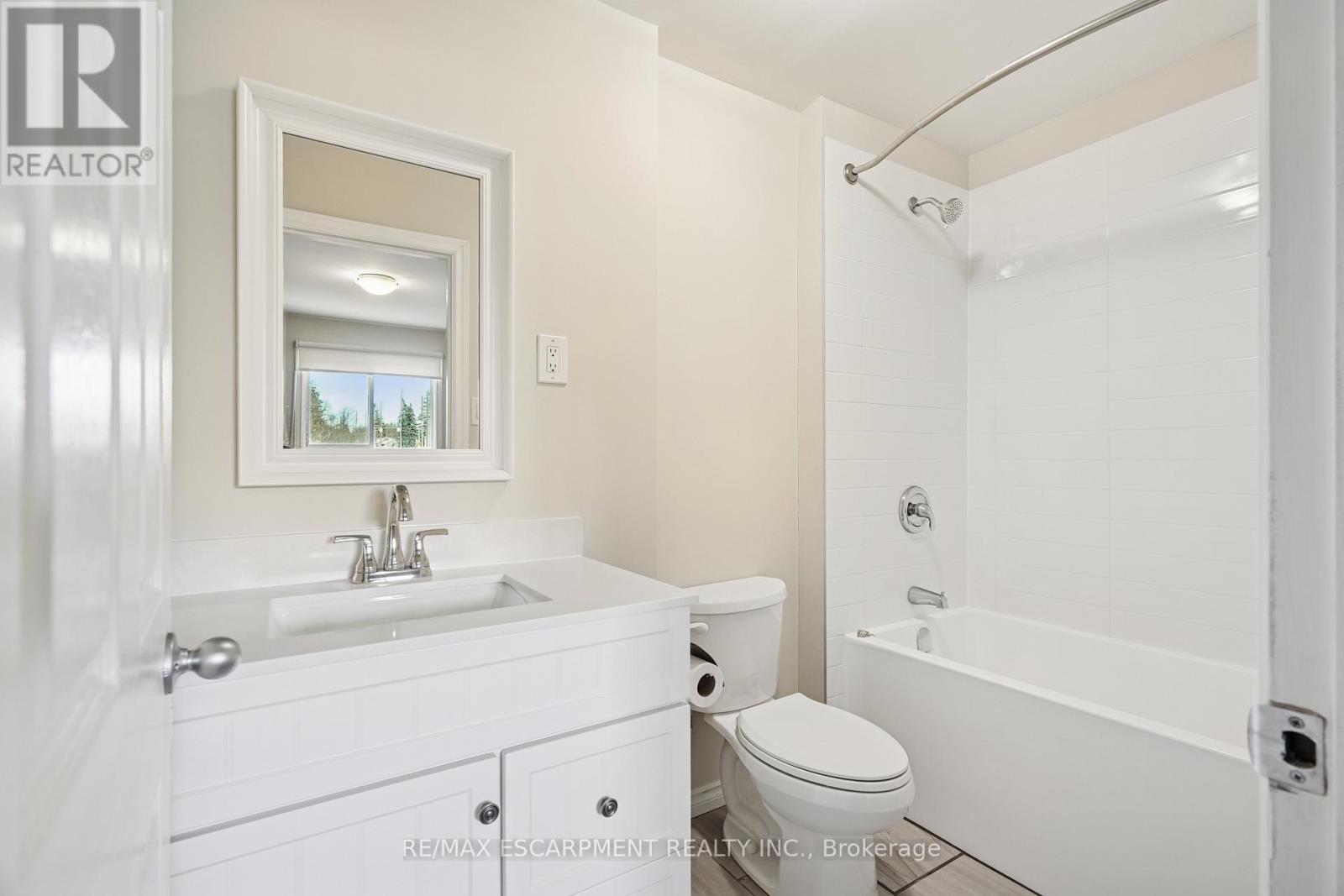 Unit B - 154 Main Street N, Guelph/Eramosa, ON