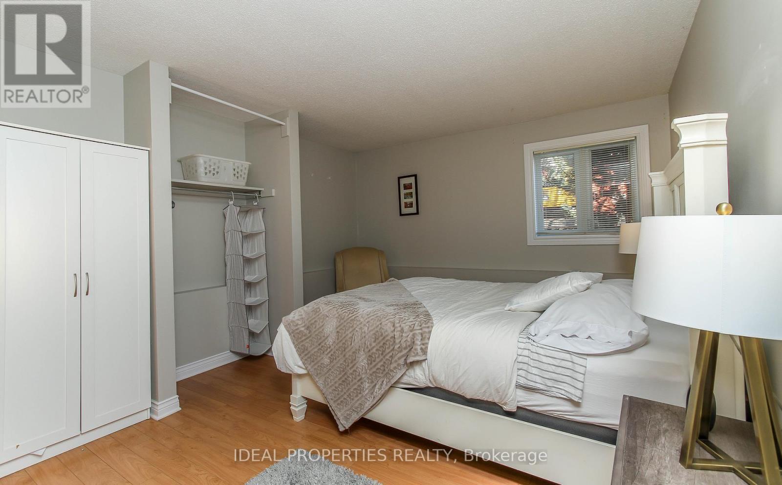 A - 276 Carruthers Avenue, Ottawa, ON