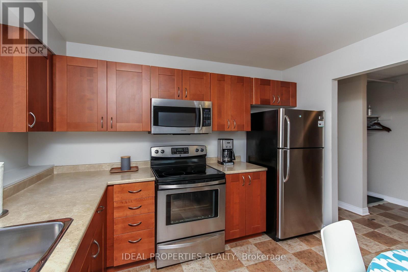 A - 276 Carruthers Avenue, Ottawa, ON