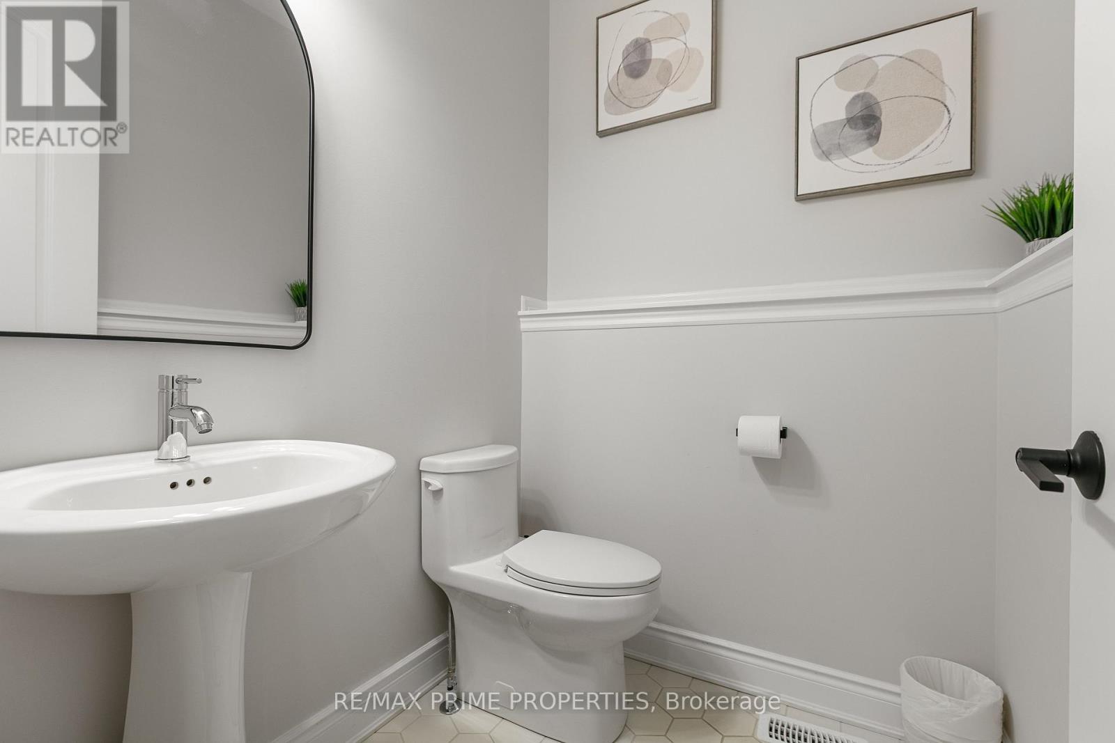 839 Mercier Crescent, Ottawa, ON - Indoor Photo Showing Bathroom