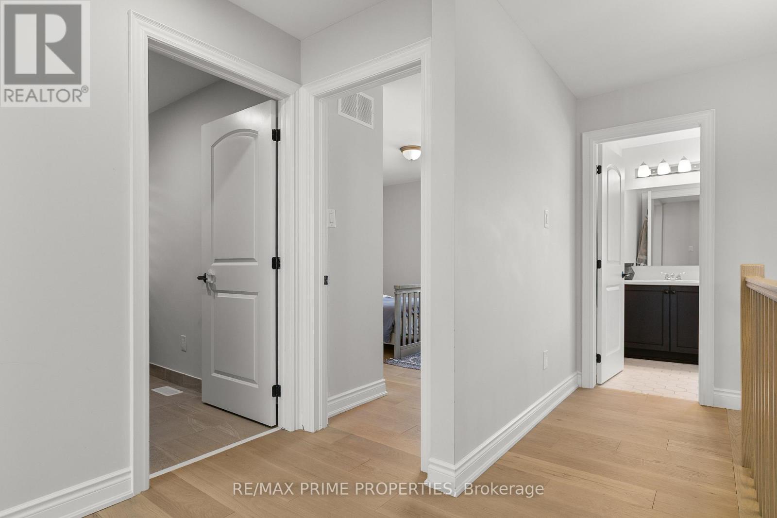 839 Mercier Crescent, Ottawa, ON - Indoor Photo Showing Other Room