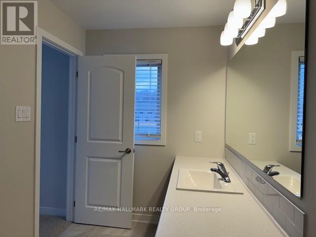 521 Galanthus Walk, Ottawa, ON - Indoor