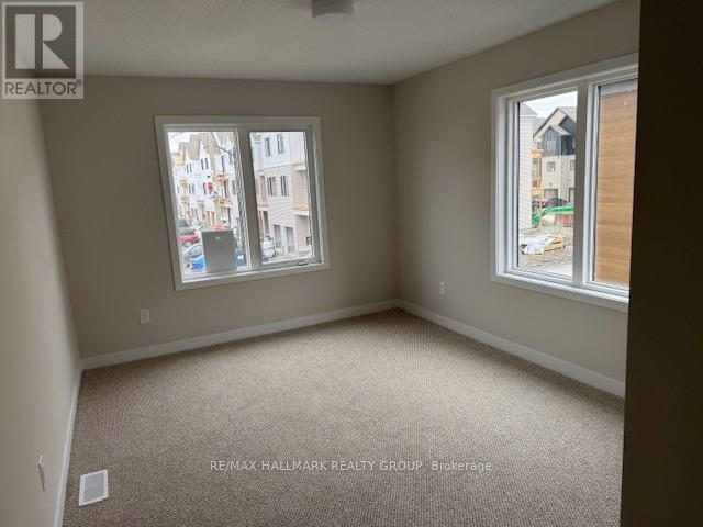 521 Galanthus Walk, Ottawa, ON - Indoor Photo Showing Other Room