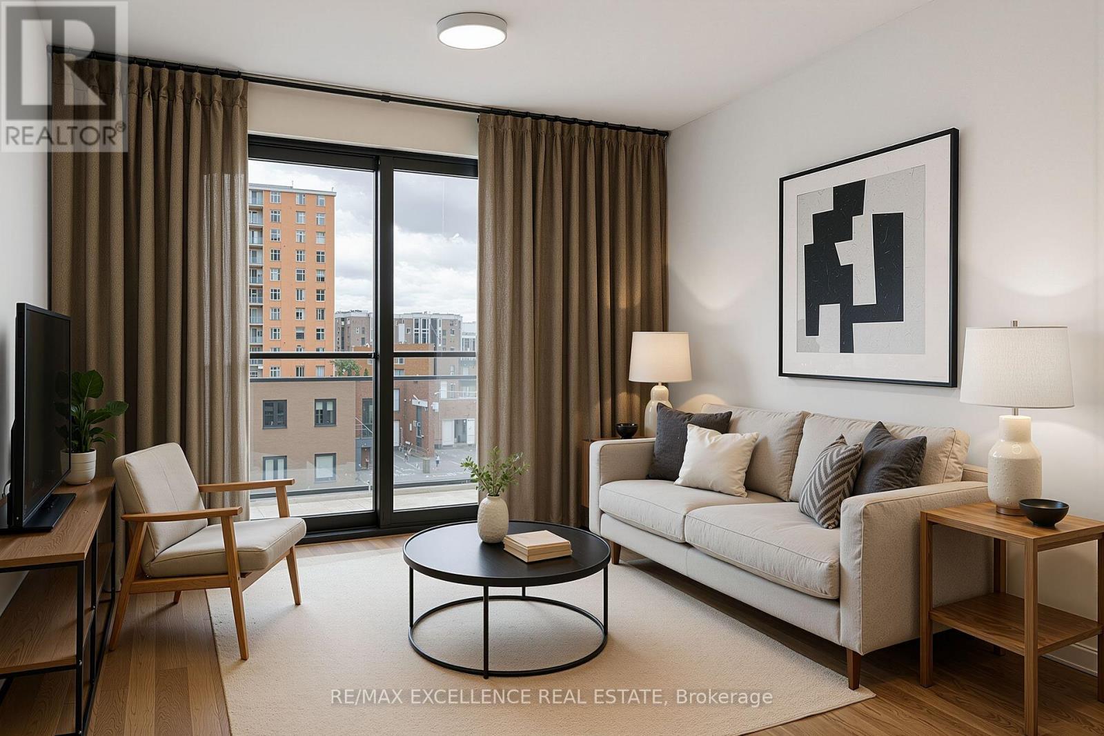 505 - 1 Jarvis Street, Hamilton, ON - Indoor Photo Showing Living Room