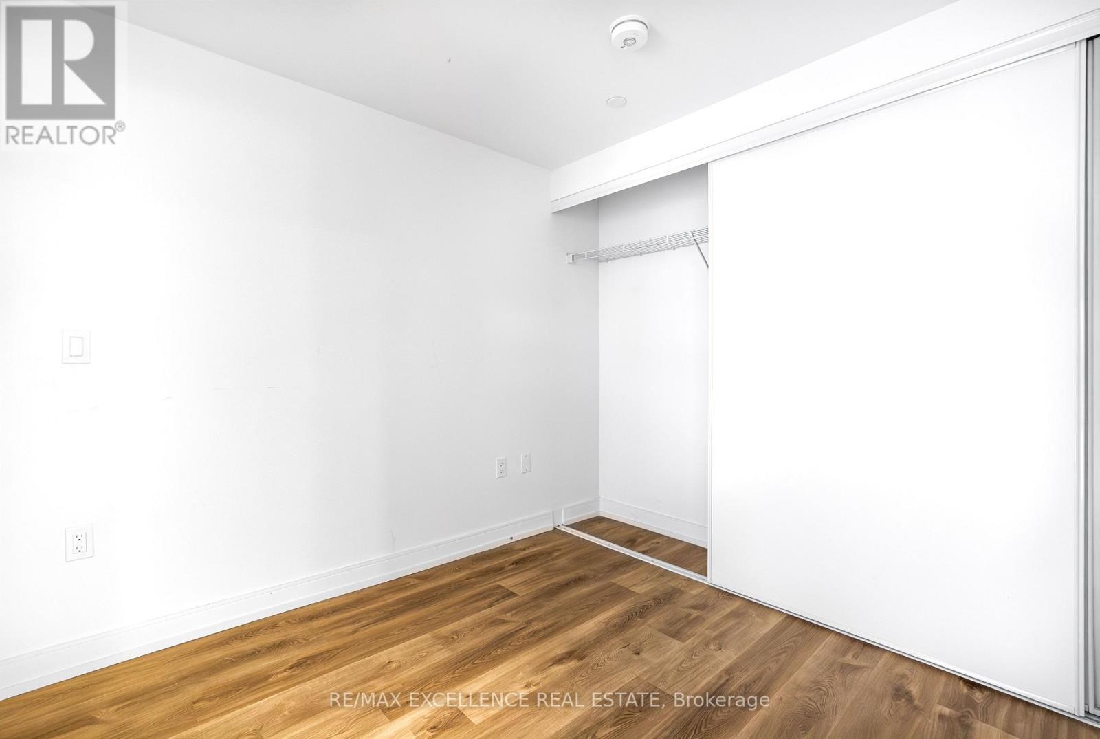 505 - 1 Jarvis Street, Hamilton, ON - Indoor Photo Showing Other Room