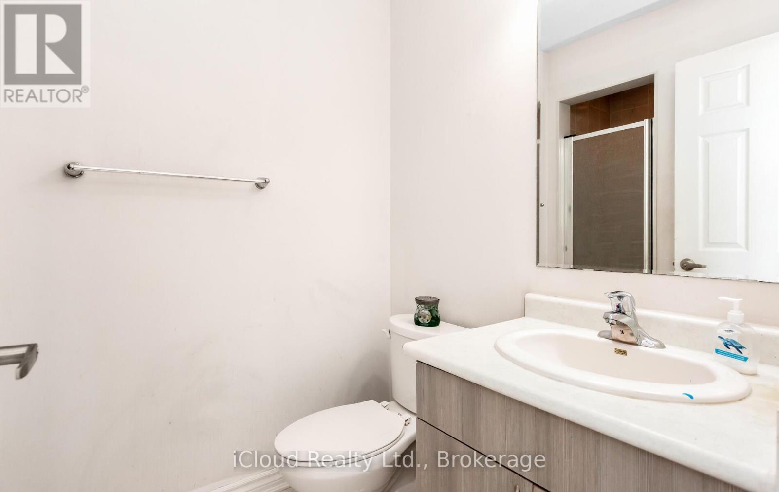 1525 Husband Place, Milton, ON - Indoor Photo Showing Bathroom