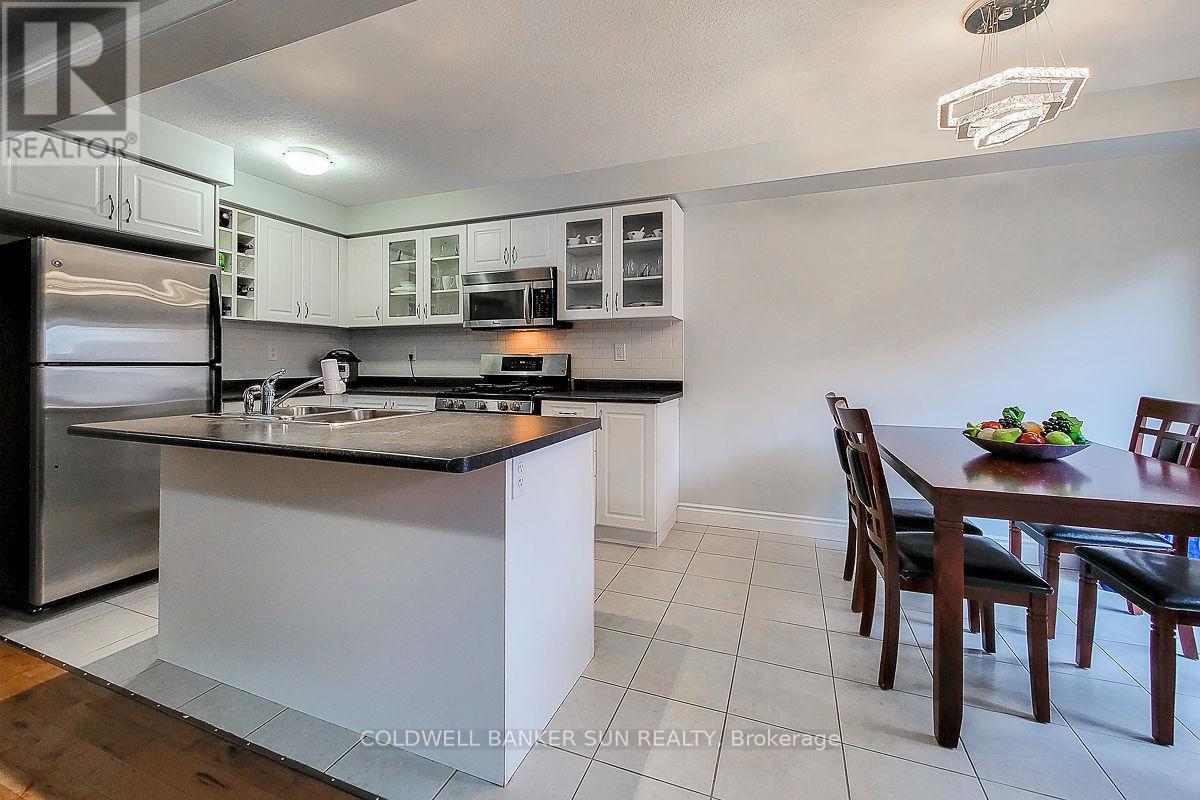 62 Lynch Crescent, Hamilton, ON - Indoor