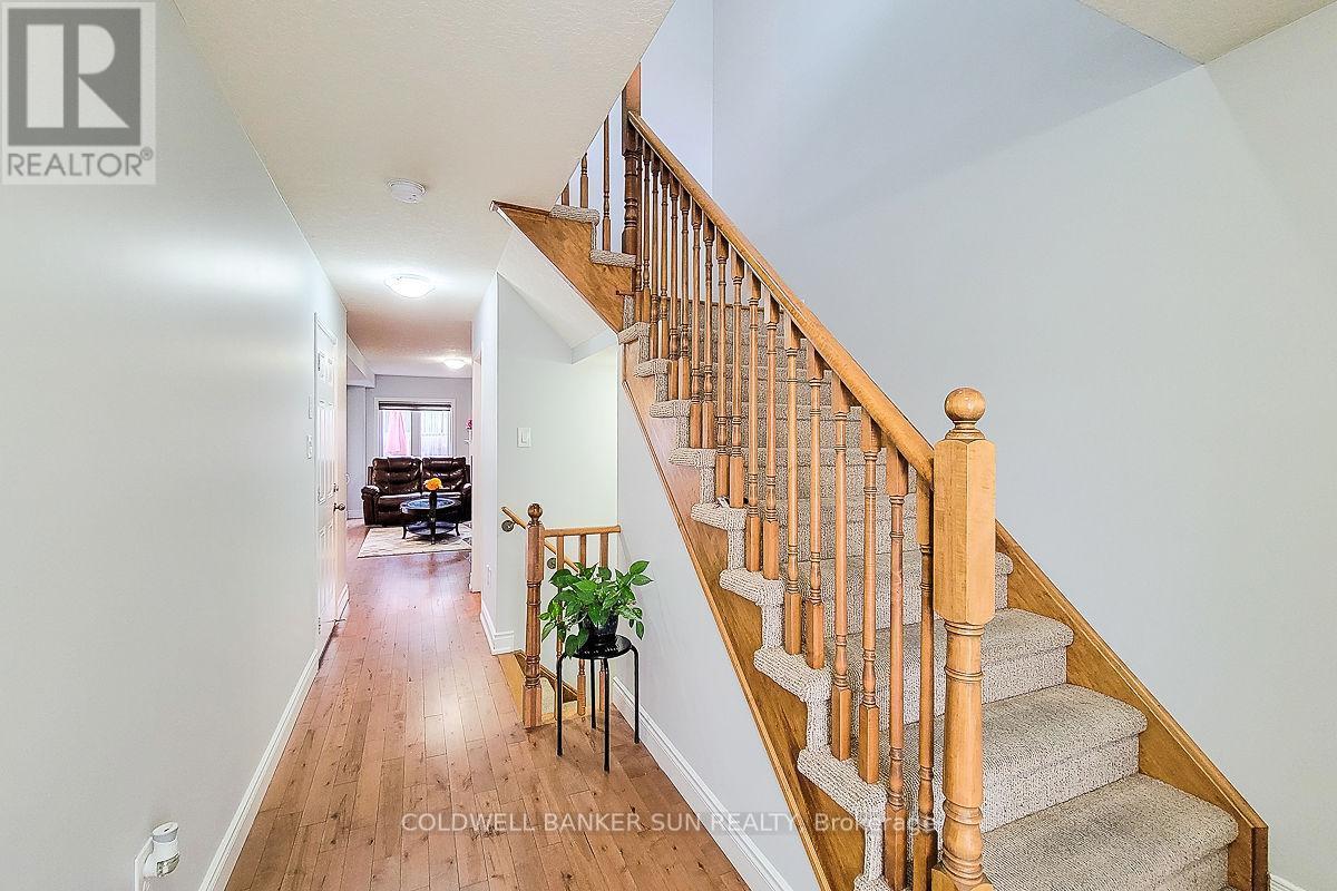 62 Lynch Crescent, Hamilton, ON - Indoor Photo Showing Other Room