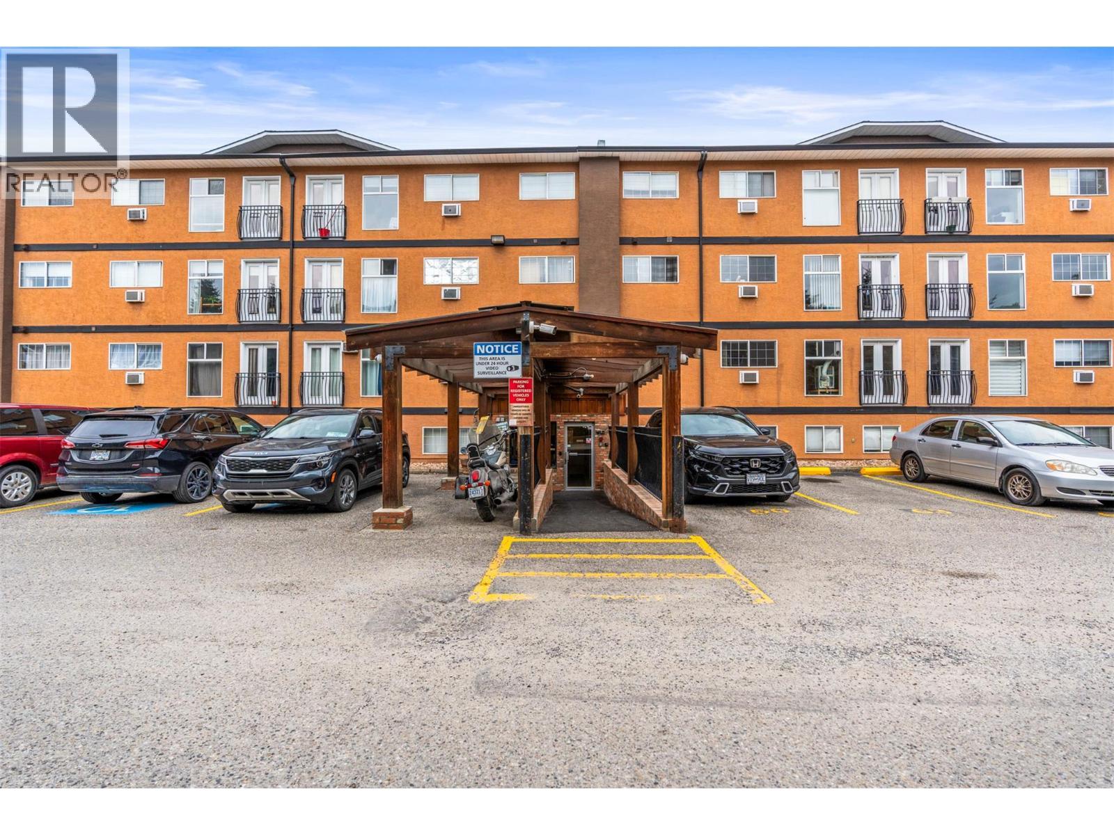 3800 28A Street Unit# 205, Vernon, BC - Outdoor