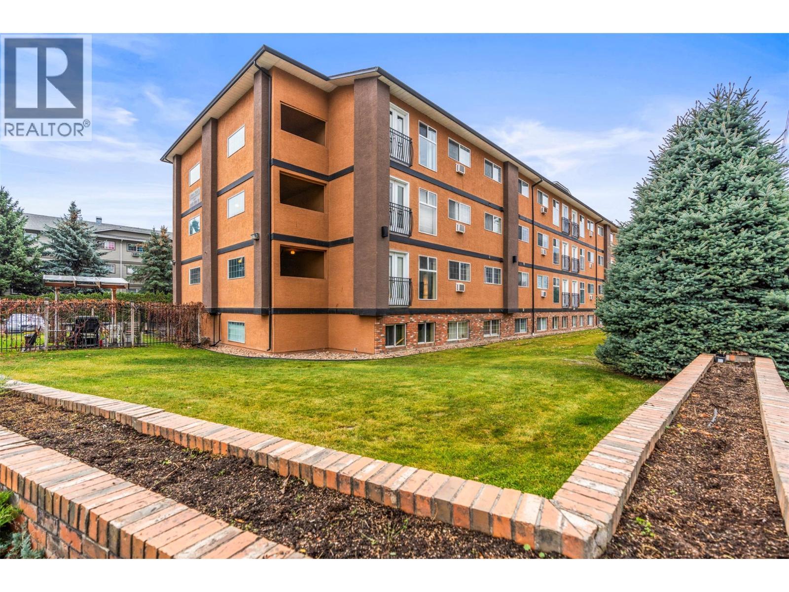 3800 28A Street Unit# 205, Vernon, BC - Outdoor