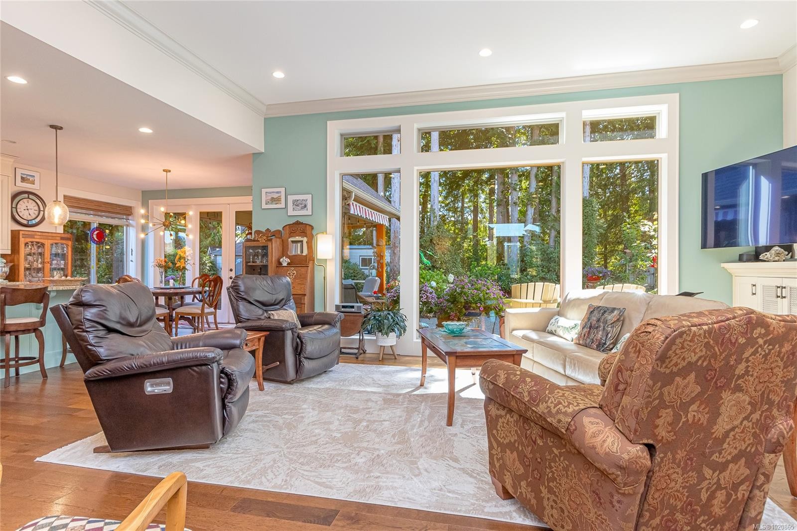 3888 Creekside Dr, Bowser, BC