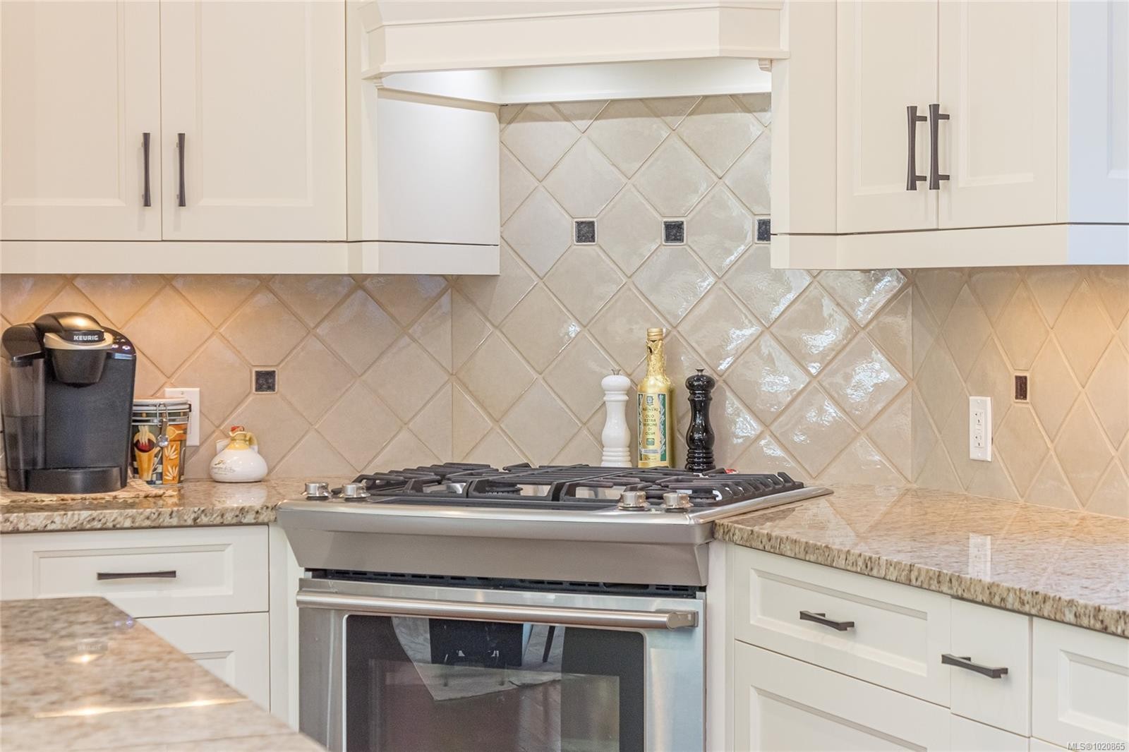 3888 Creekside Dr, Bowser, BC