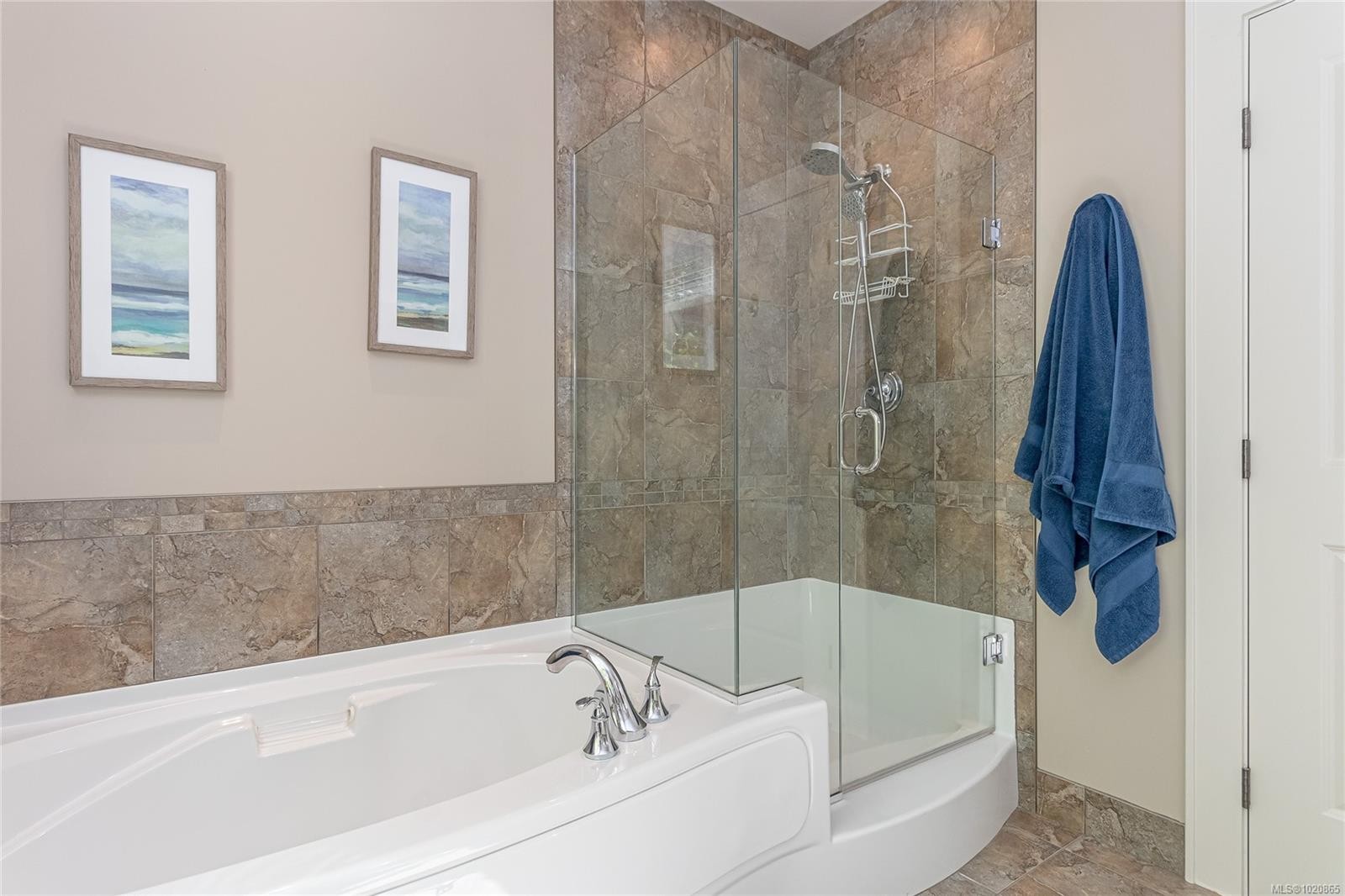 3888 Creekside Dr, Bowser, BC