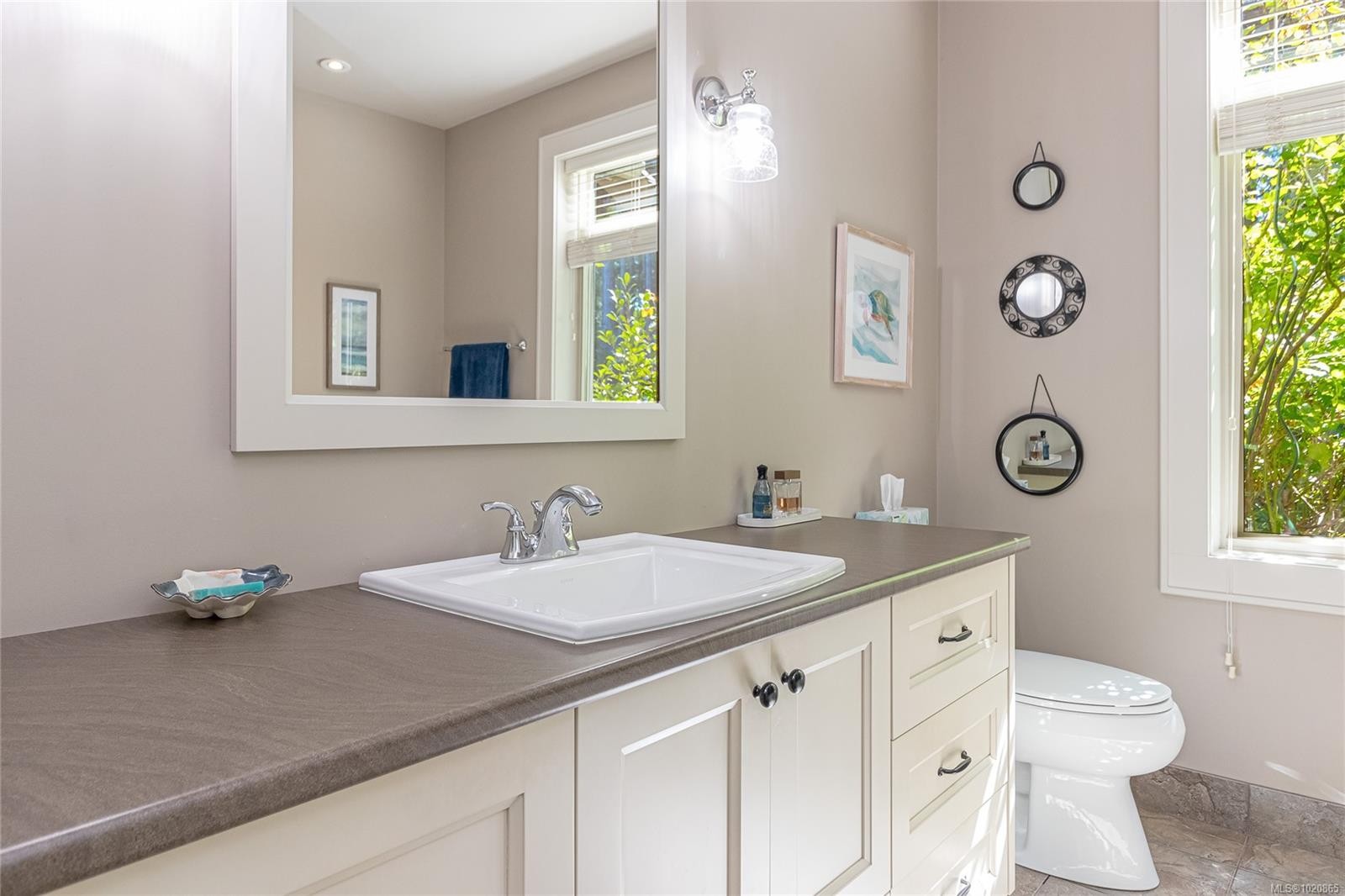 3888 Creekside Dr, Bowser, BC