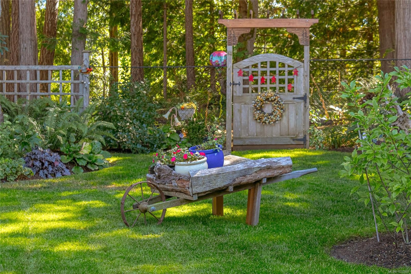 3888 Creekside Dr, Bowser, BC