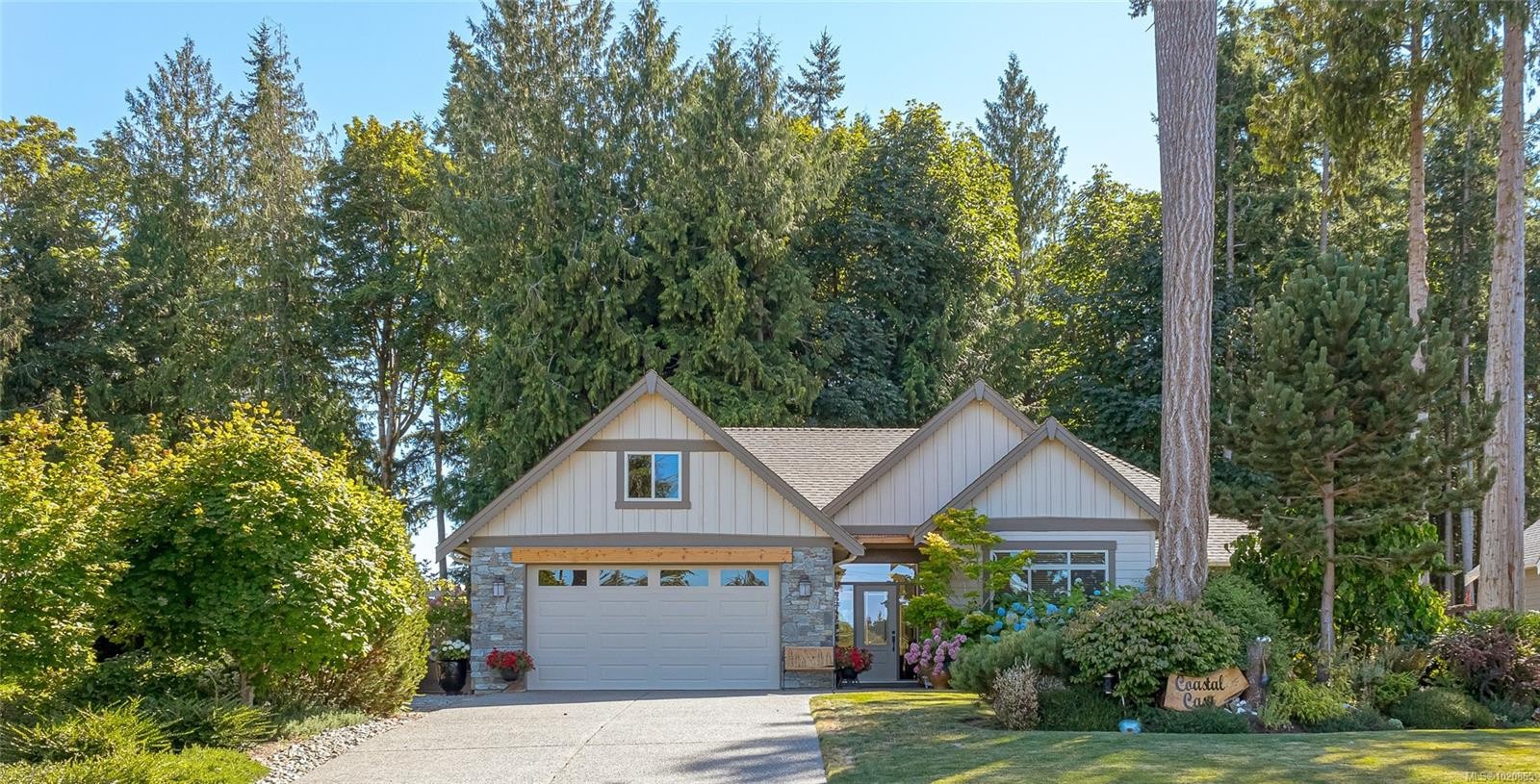 3888 Creekside Dr, Bowser, BC