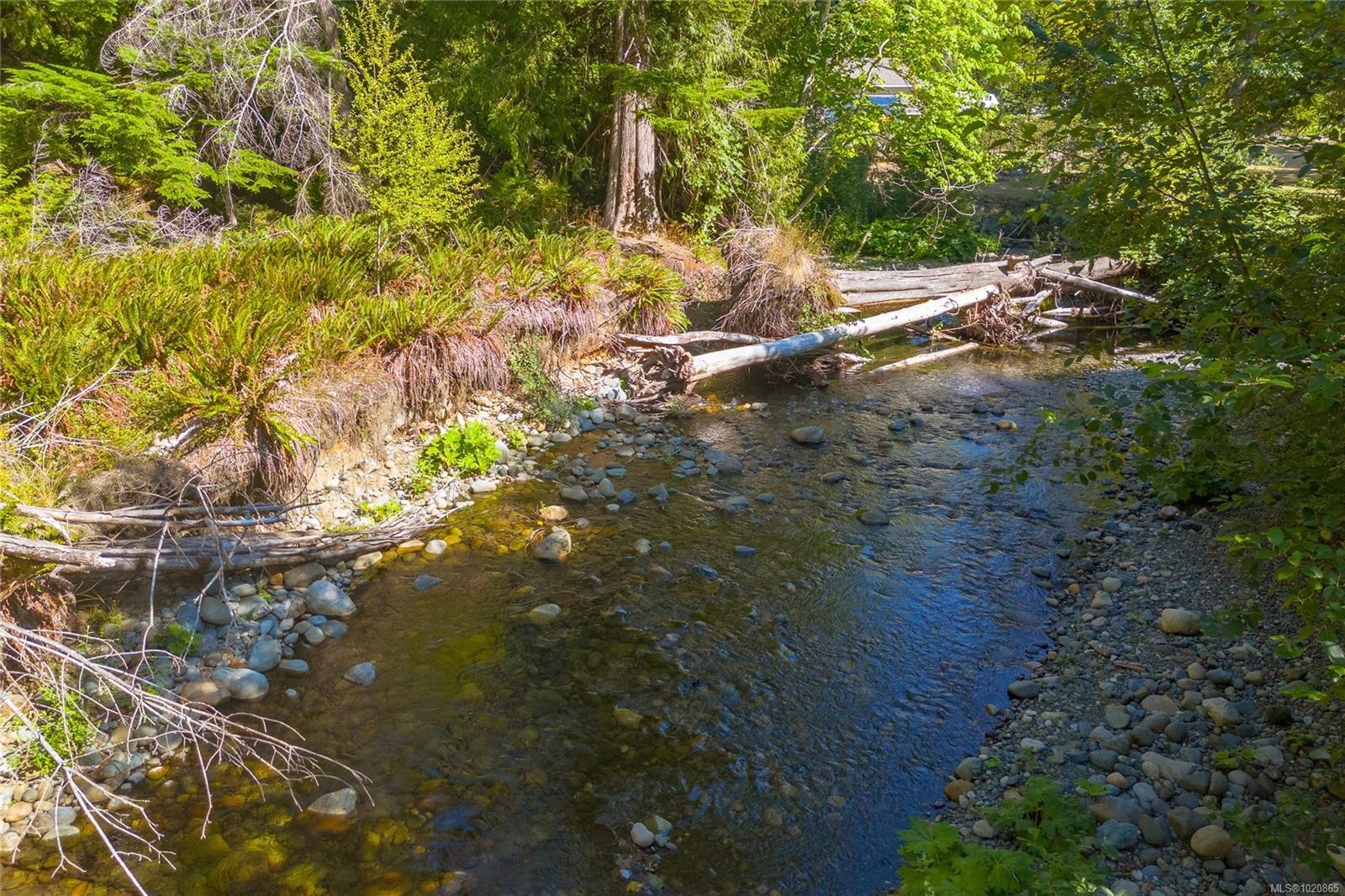 3888 Creekside Dr, Bowser, BC