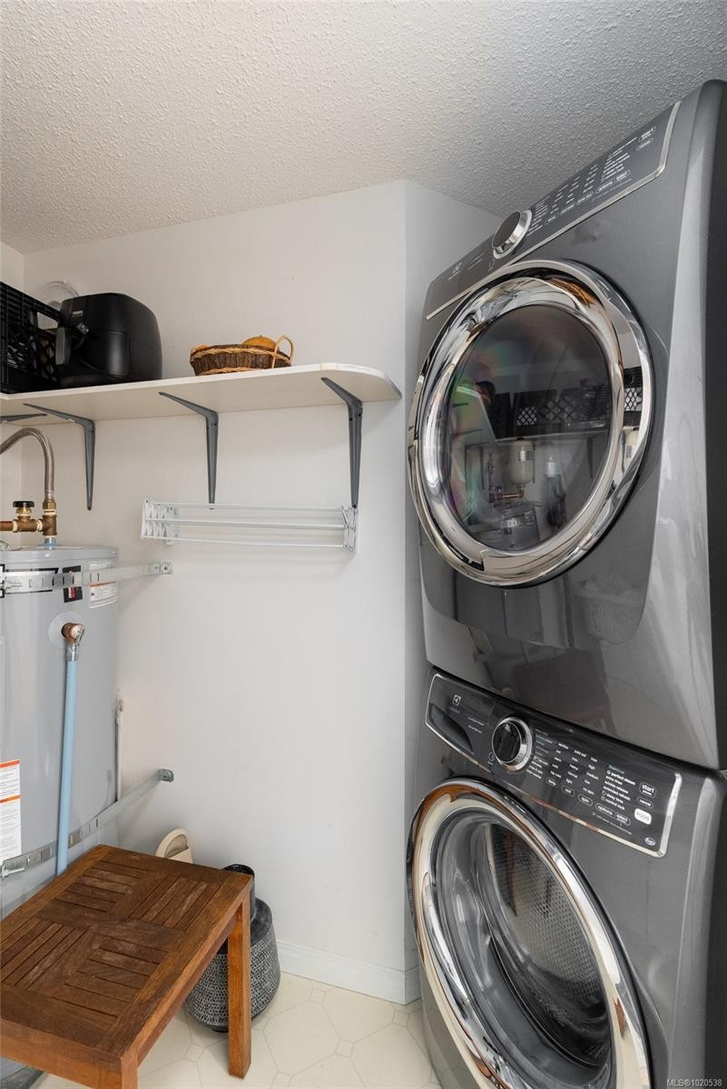 418-10 Paul Kane Pl, Victoria, BC - Indoor Photo Showing Laundry Room