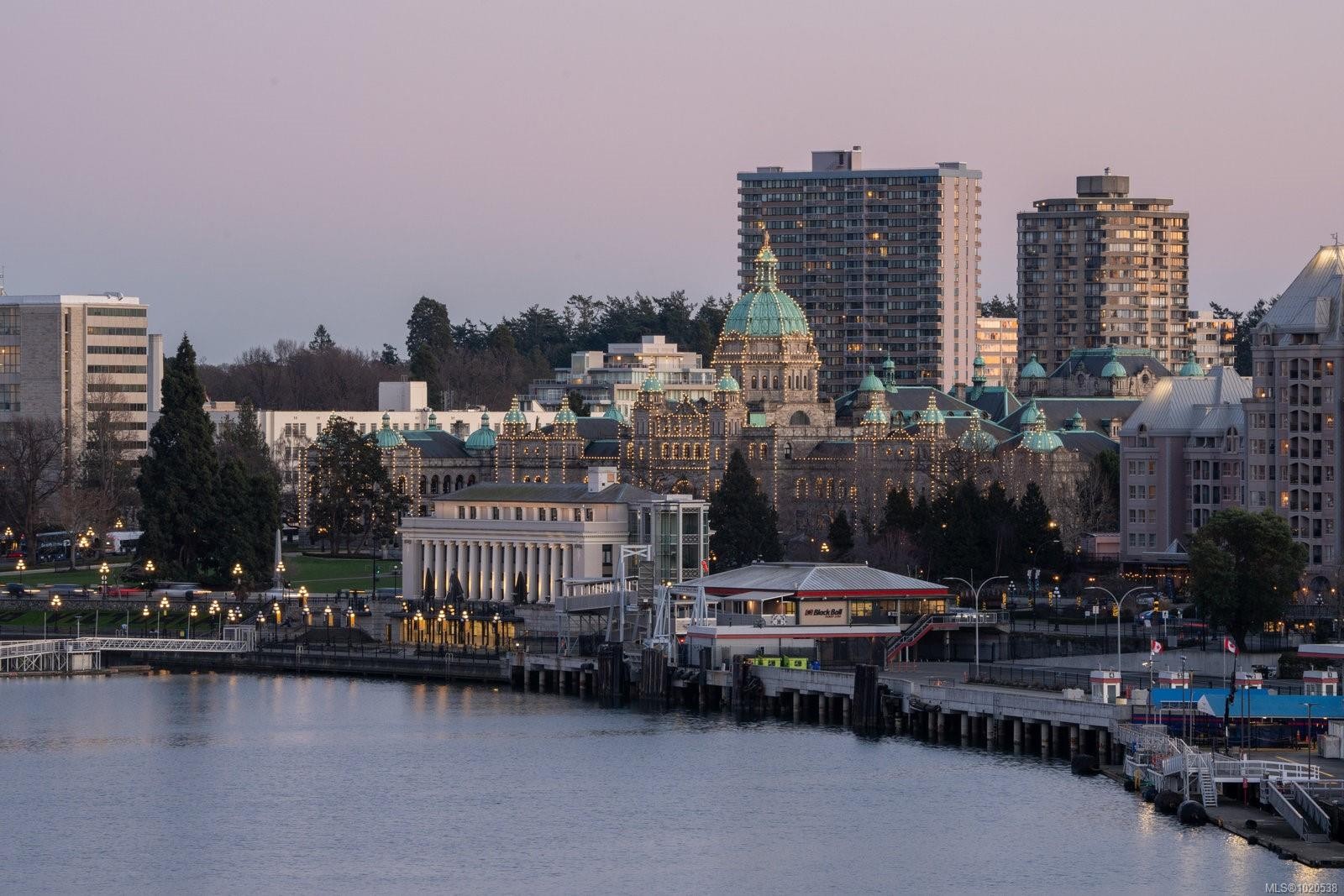 418-10 Paul Kane Pl, Victoria, BC - Outdoor With Body Of Water With View