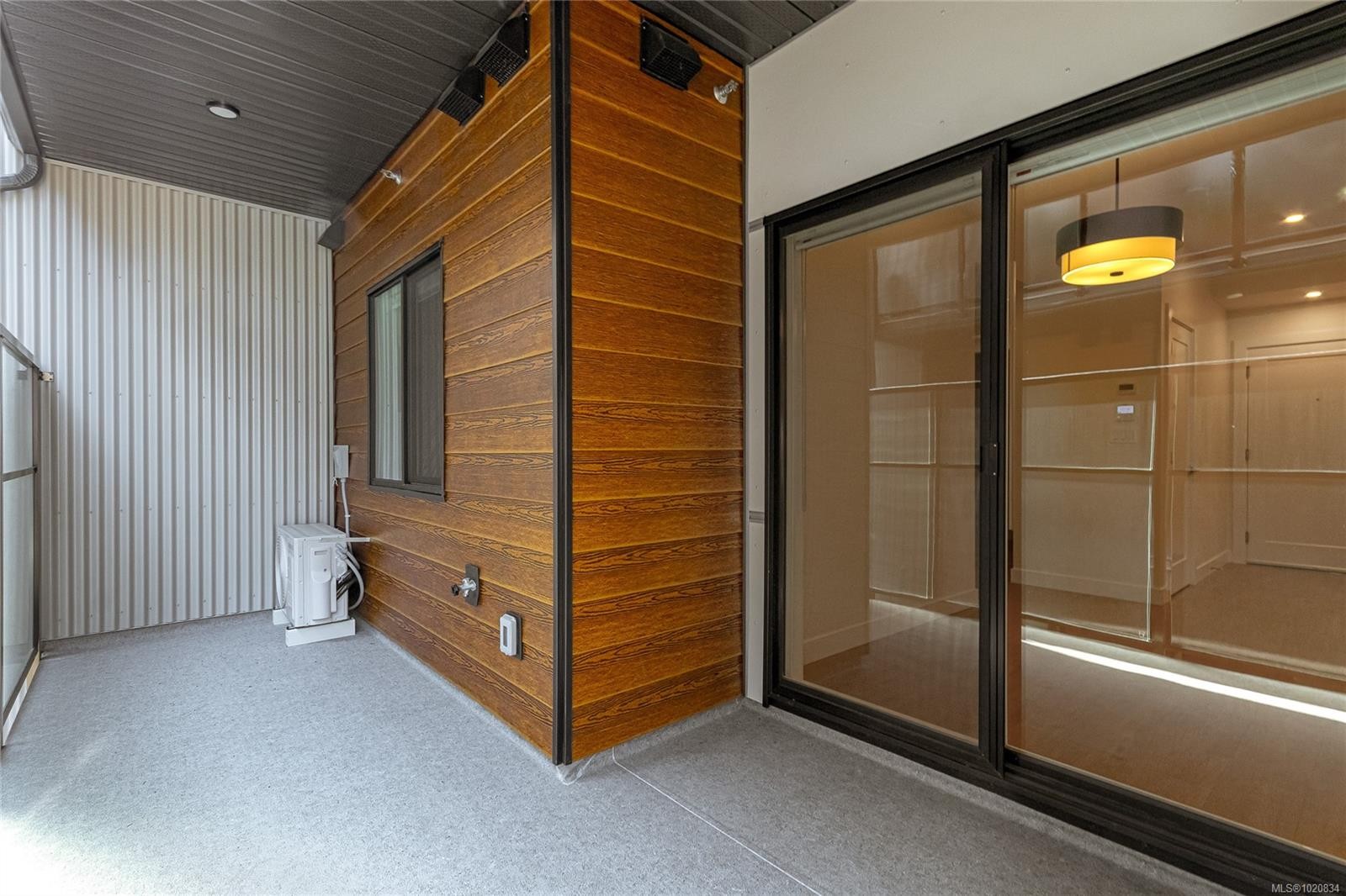 402-924 Jenkins Ave, Langford, BC - Outdoor With Exterior