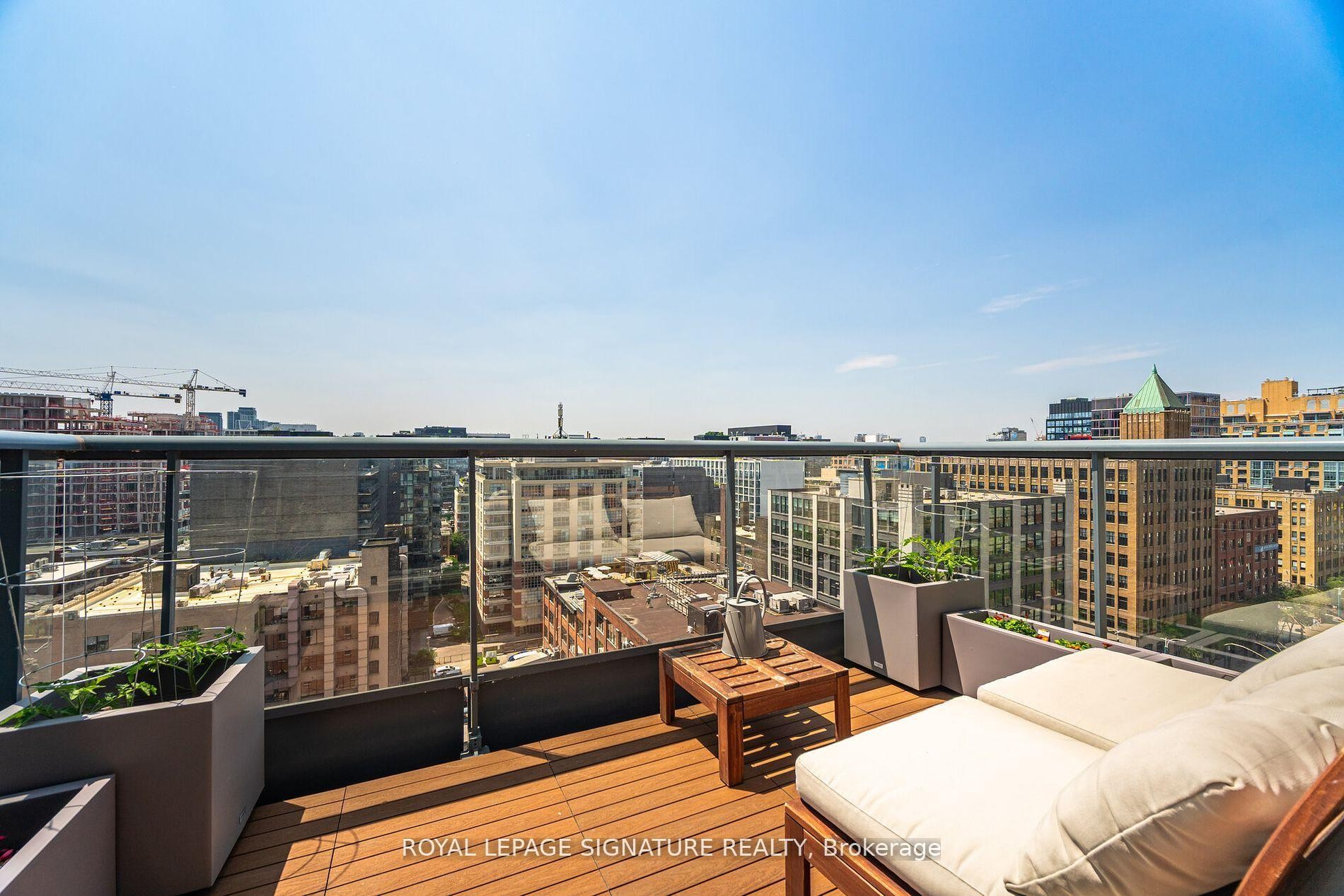 1405-438 King Street W, Toronto, ON - Outdoor