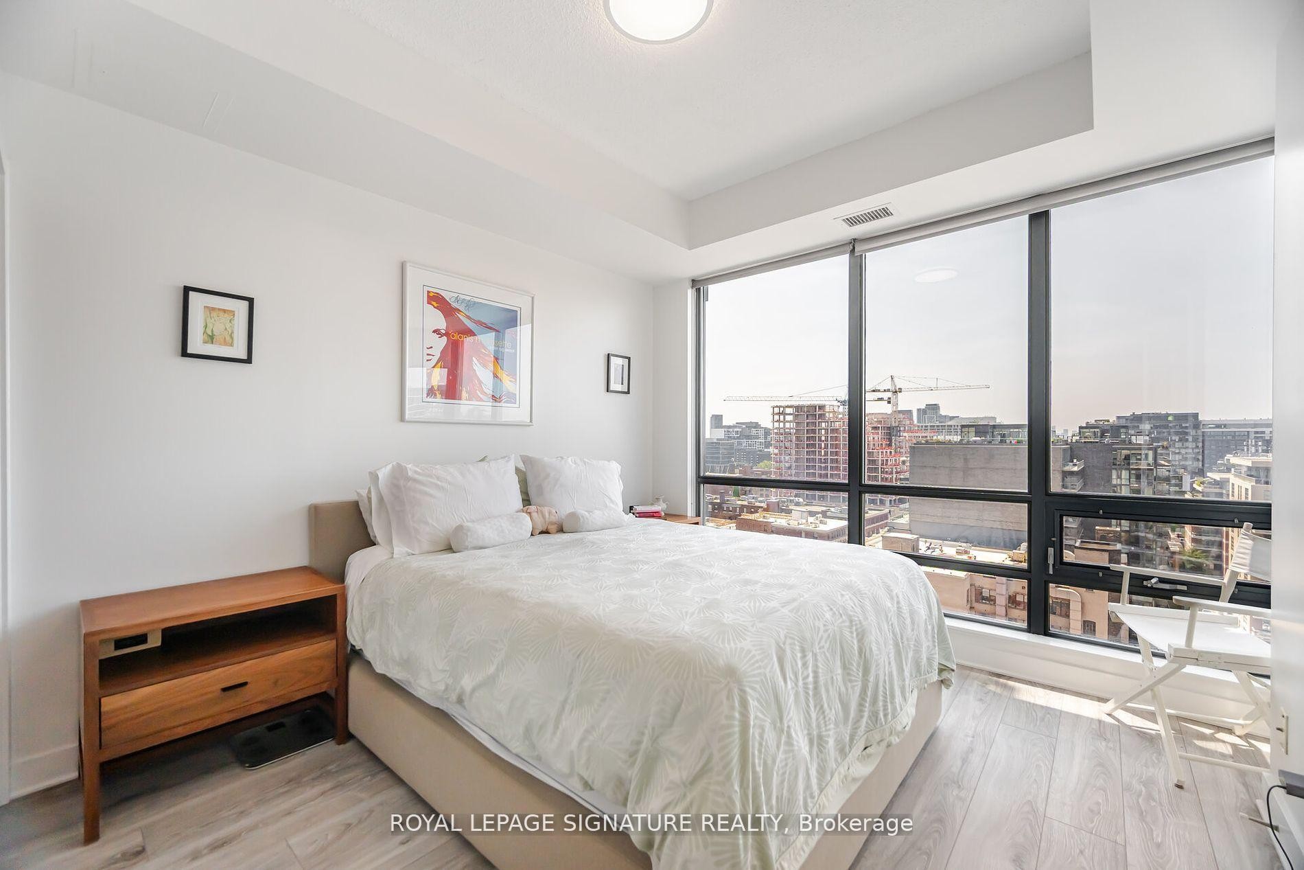 1405-438 King Street W, Toronto, ON - Indoor Photo Showing Bedroom