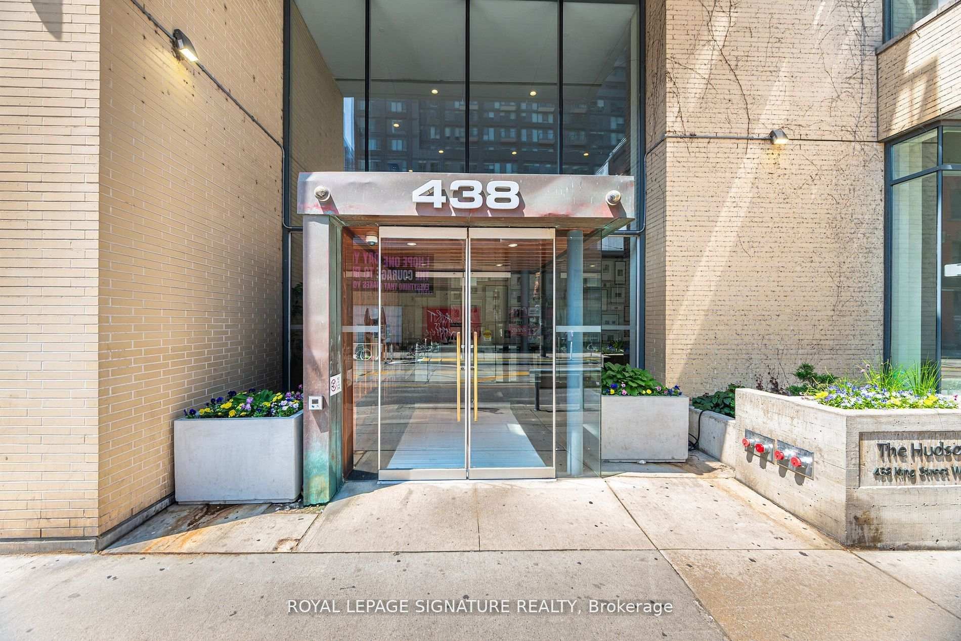 1405-438 King Street W, Toronto, ON - Outdoor With Exterior