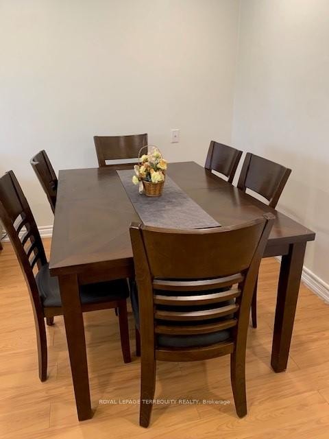 Main-5 Compton Drive, Toronto, ON - Indoor Photo Showing Dining Room