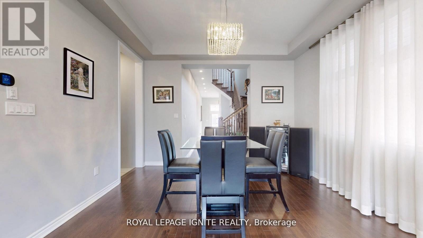 546 Kennedy Circle W, Milton, ON - Indoor Photo Showing Dining Room