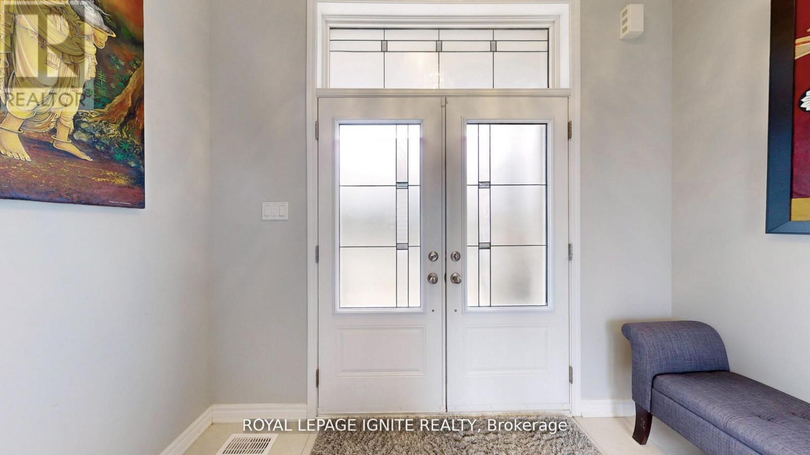 546 Kennedy Circle W, Milton, ON - Indoor Photo Showing Other Room