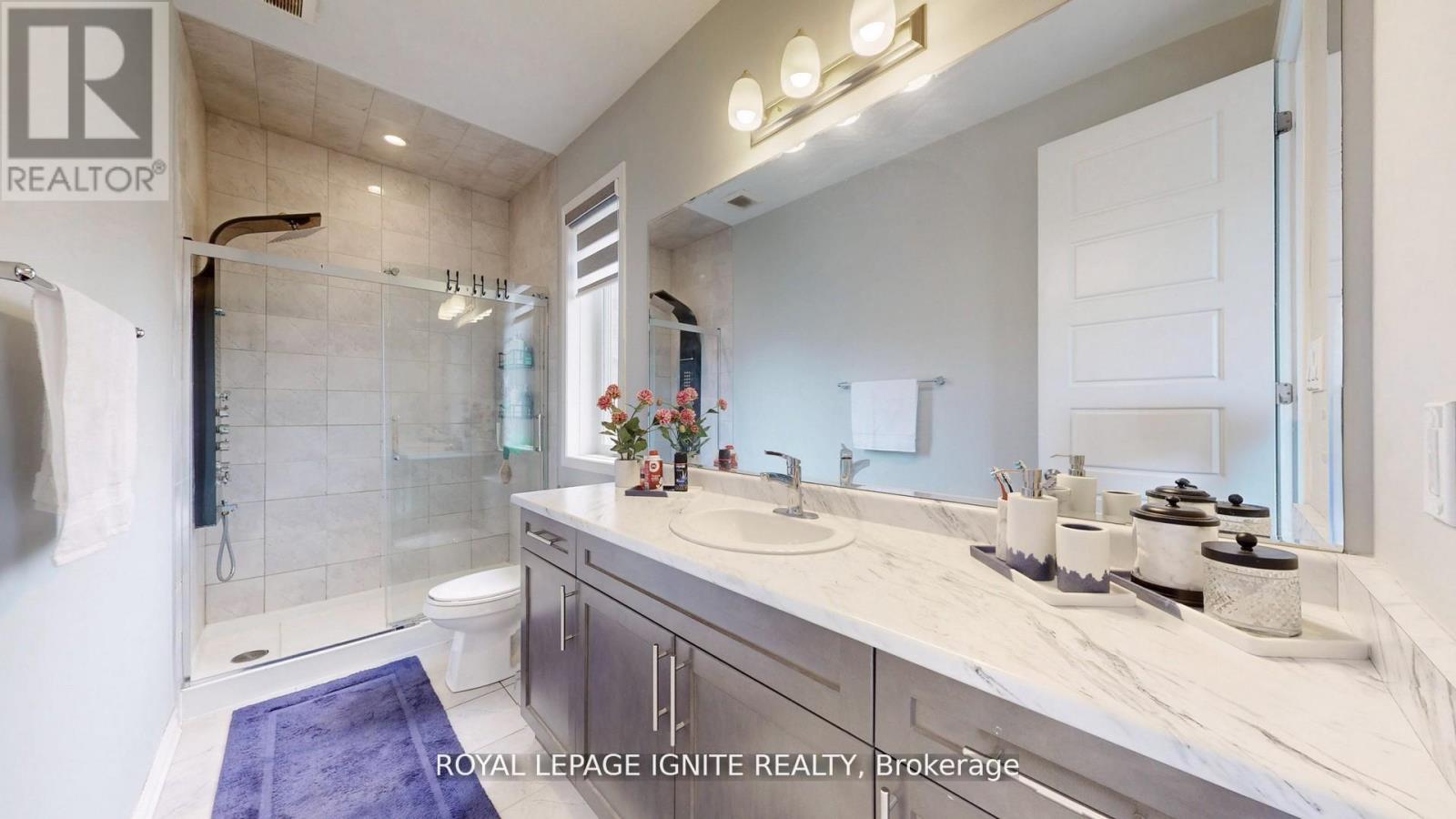 546 Kennedy Circle W, Milton, ON - Indoor Photo Showing Bathroom