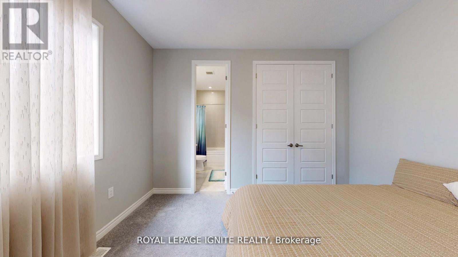 546 Kennedy Circle W, Milton, ON - Indoor Photo Showing Bedroom