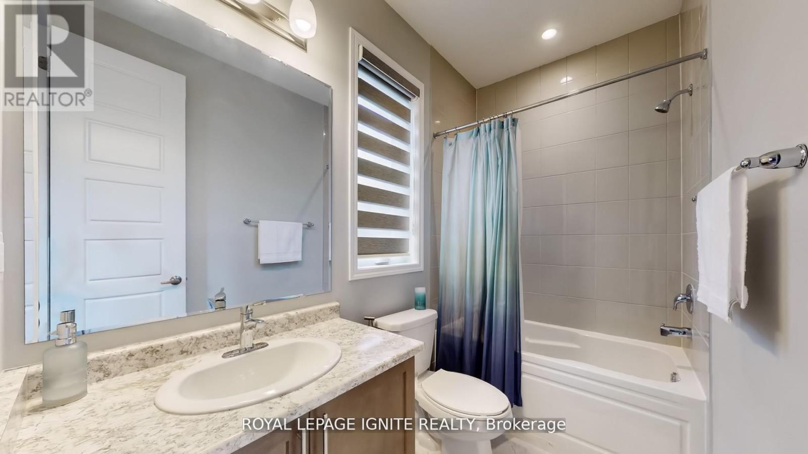 546 Kennedy Circle W, Milton, ON - Indoor Photo Showing Bathroom