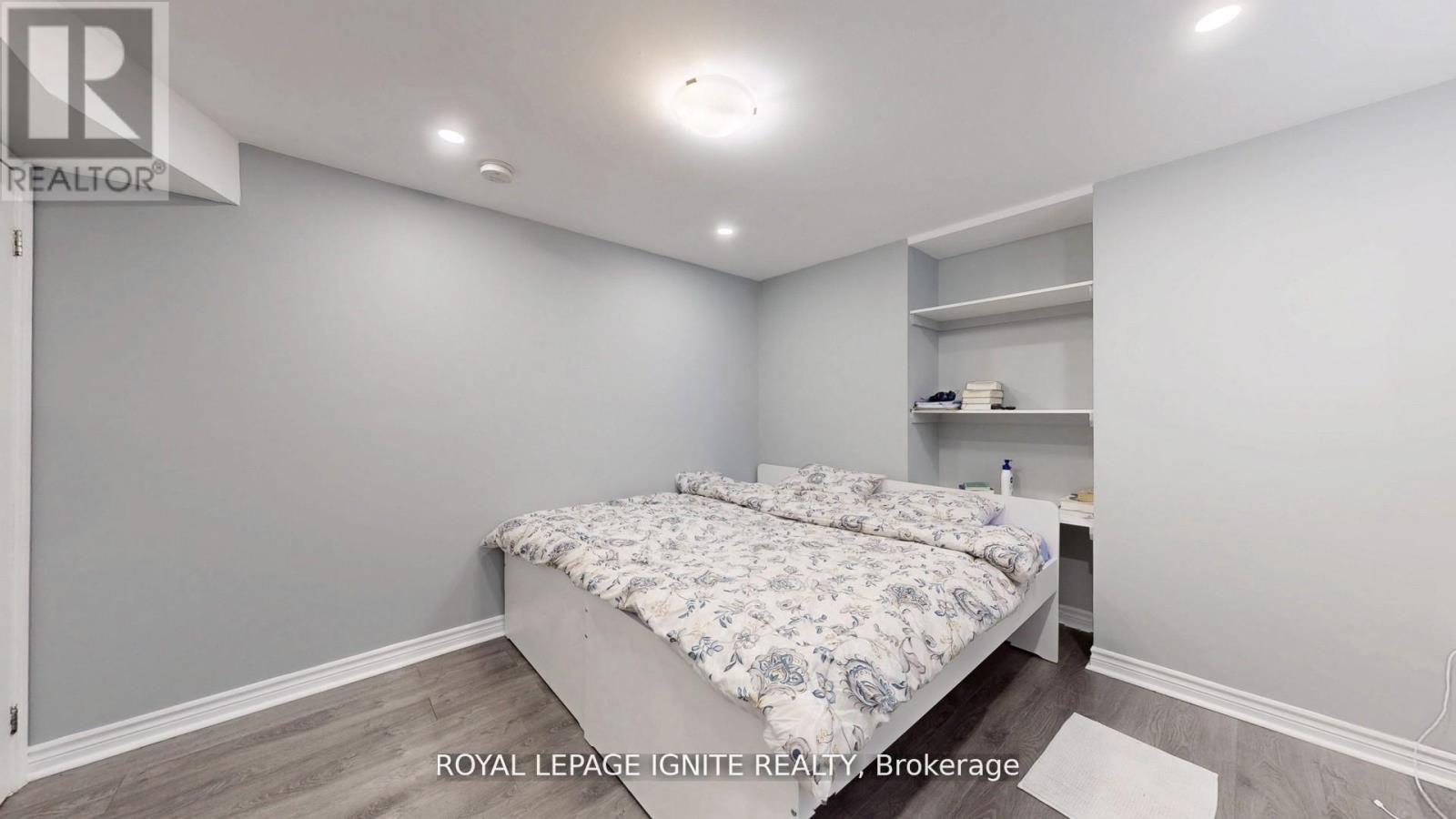 546 Kennedy Circle W, Milton, ON - Indoor Photo Showing Bedroom