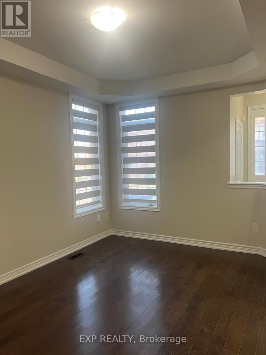 Upper - 10 Dufay Road, Brampton, ON - Indoor Photo Showing Other Room