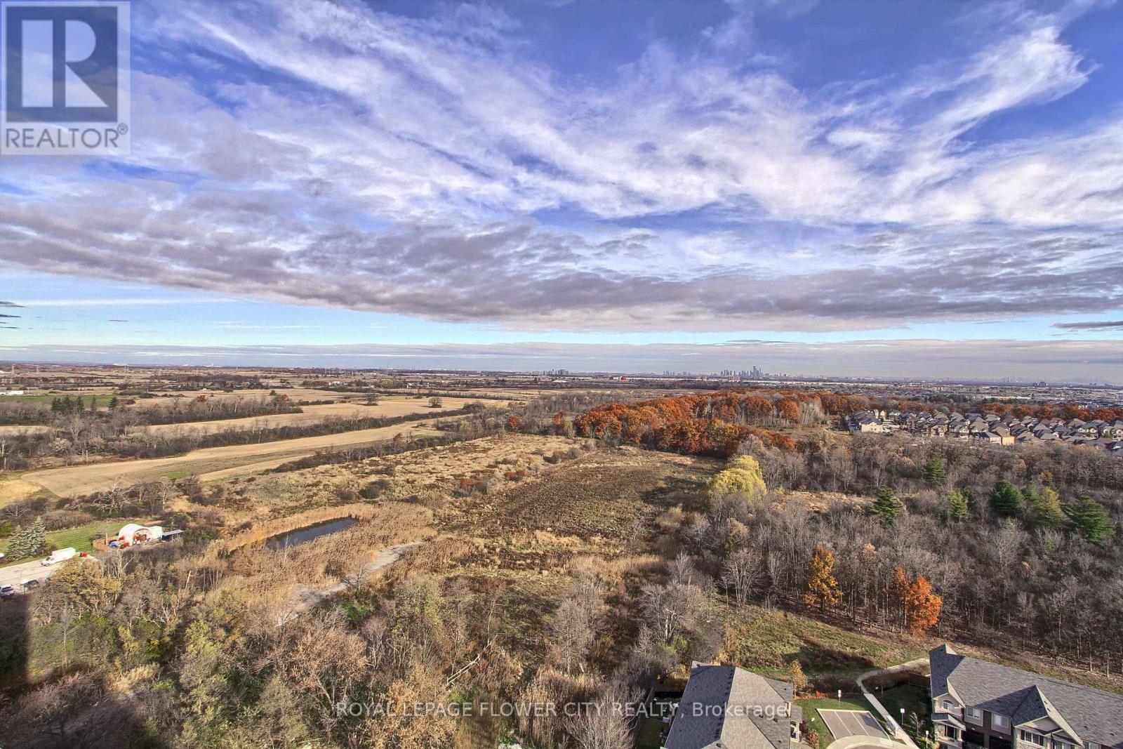 1808 - 3240 William Coltson Avenue E, Oakville, ON - Outdoor With View