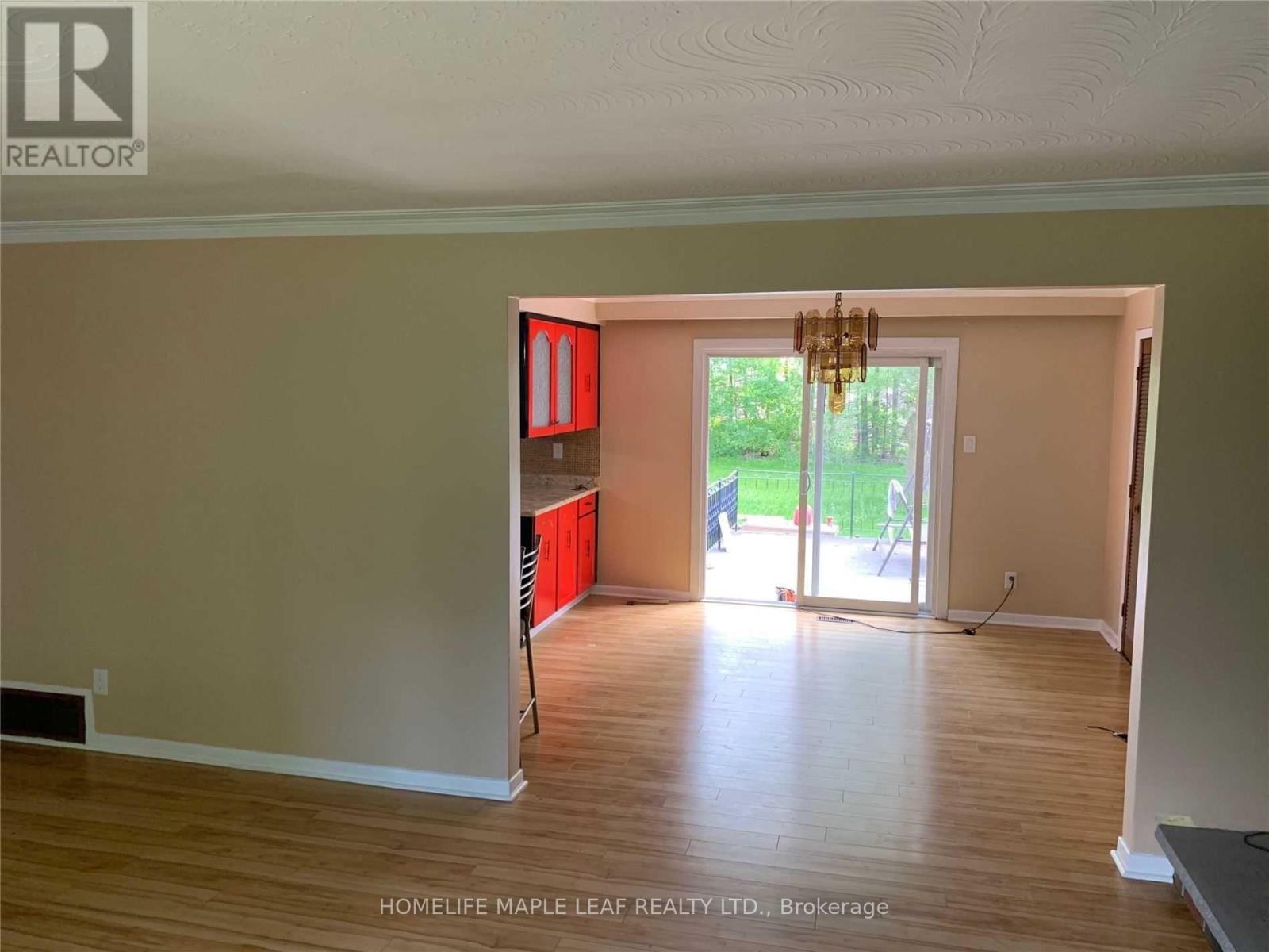 13660 Airport Road, Caledon, ON - Indoor Photo Showing Other Room