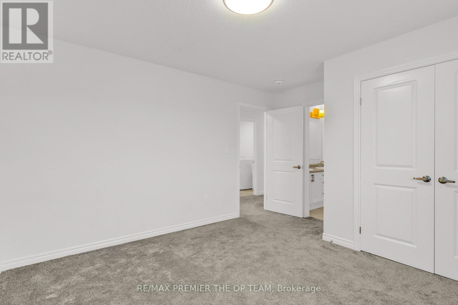 224 St George Street, West Perth, ON - Indoor Photo Showing Other Room