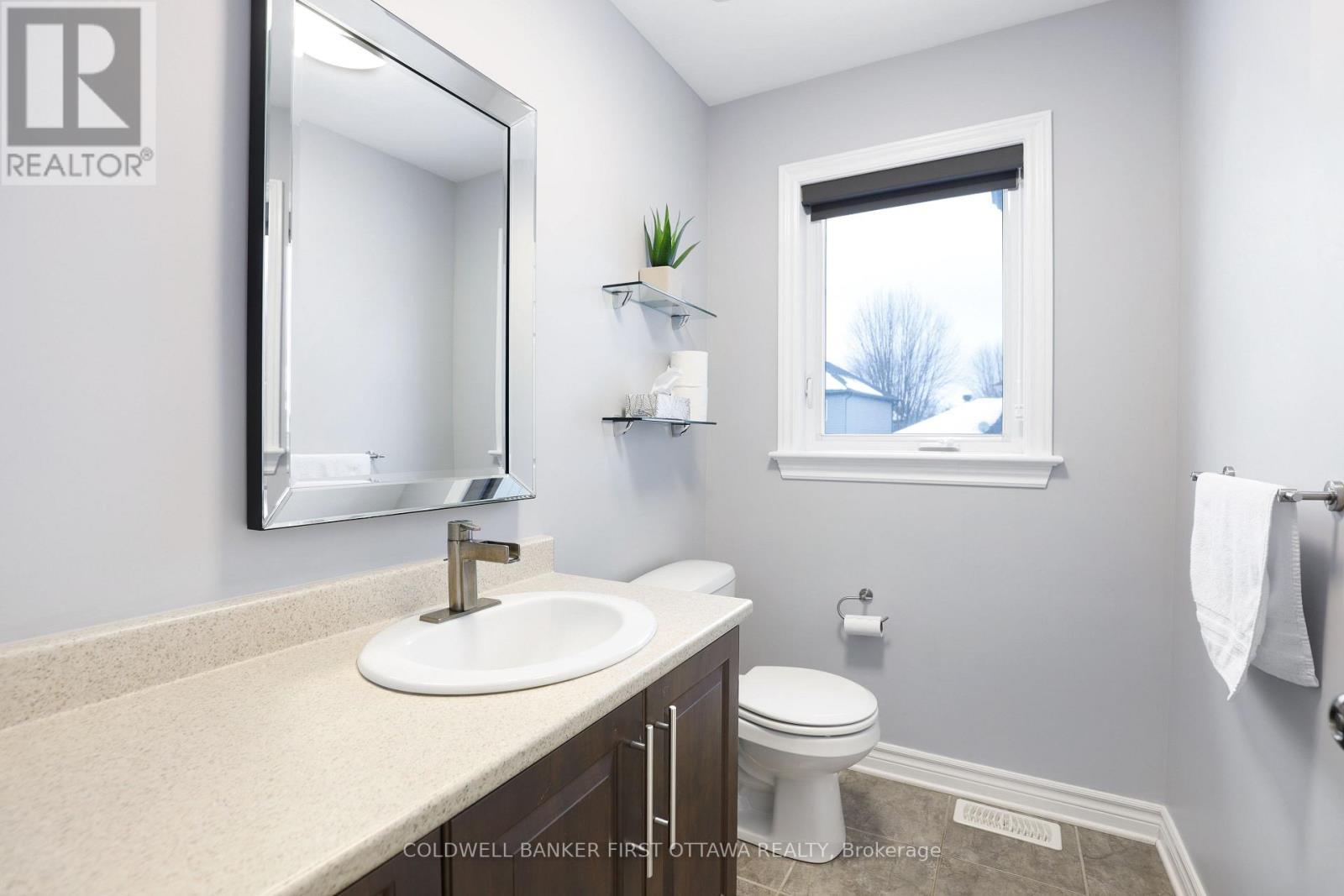 21 Constantineau Street, The Nation, ON - Indoor Photo Showing Bathroom