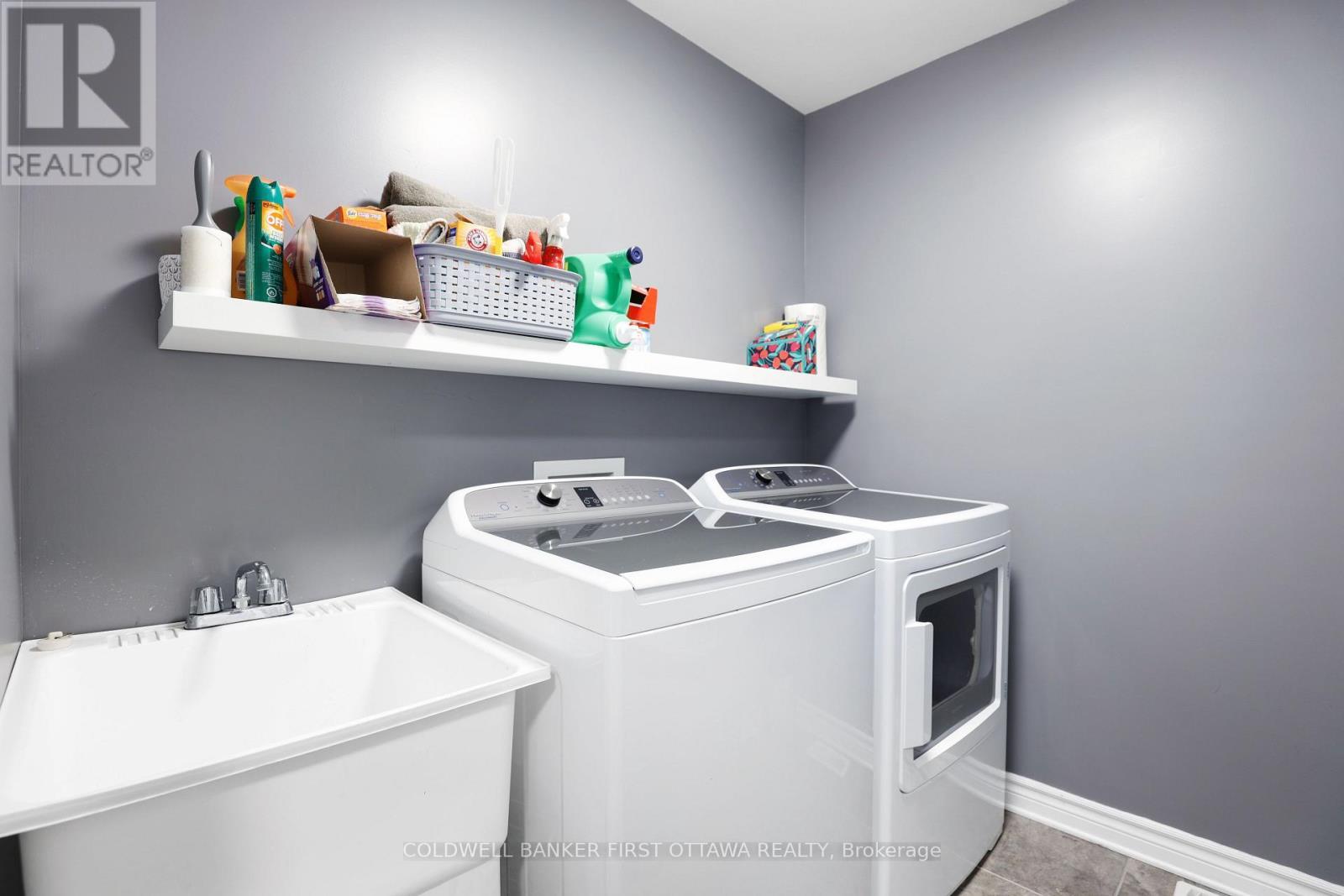 21 Constantineau Street, The Nation, ON - Indoor Photo Showing Laundry Room