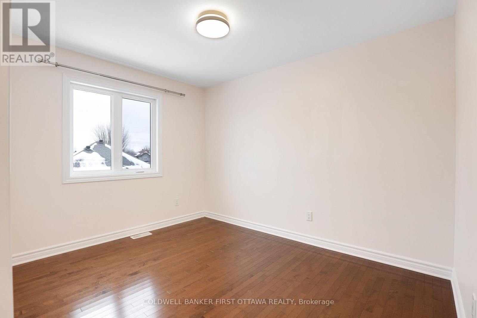 21 Constantineau Street, The Nation, ON - Indoor Photo Showing Other Room