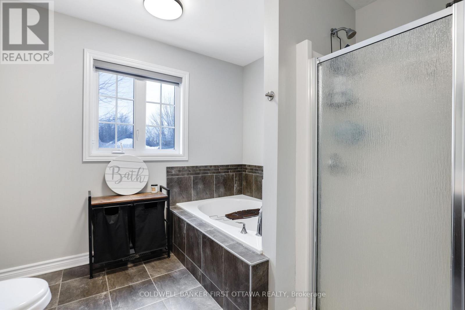 21 Constantineau Street, The Nation, ON - Indoor Photo Showing Bathroom