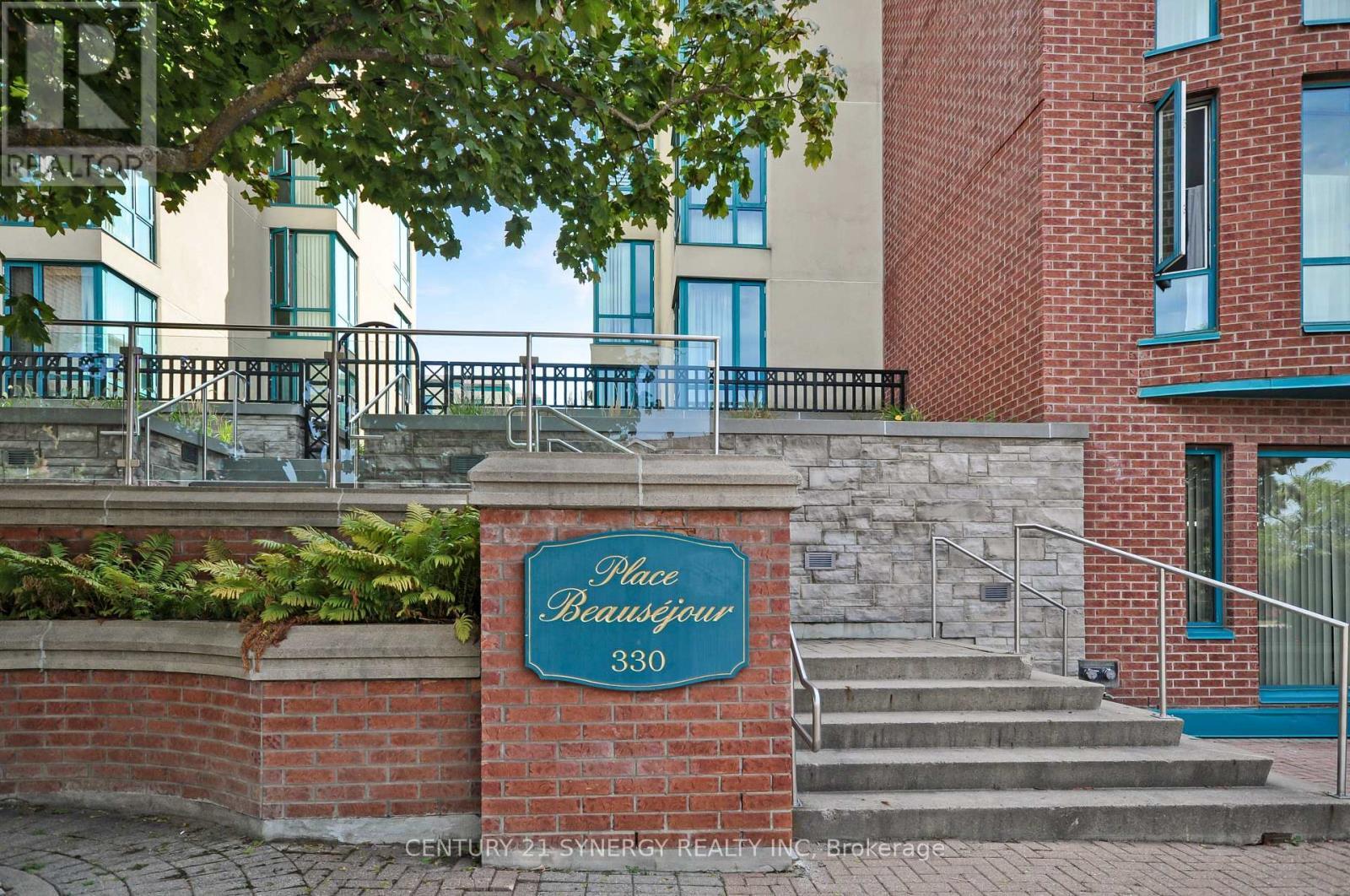 505 - 330 Centrum Boulevard, Ottawa, ON - Outdoor