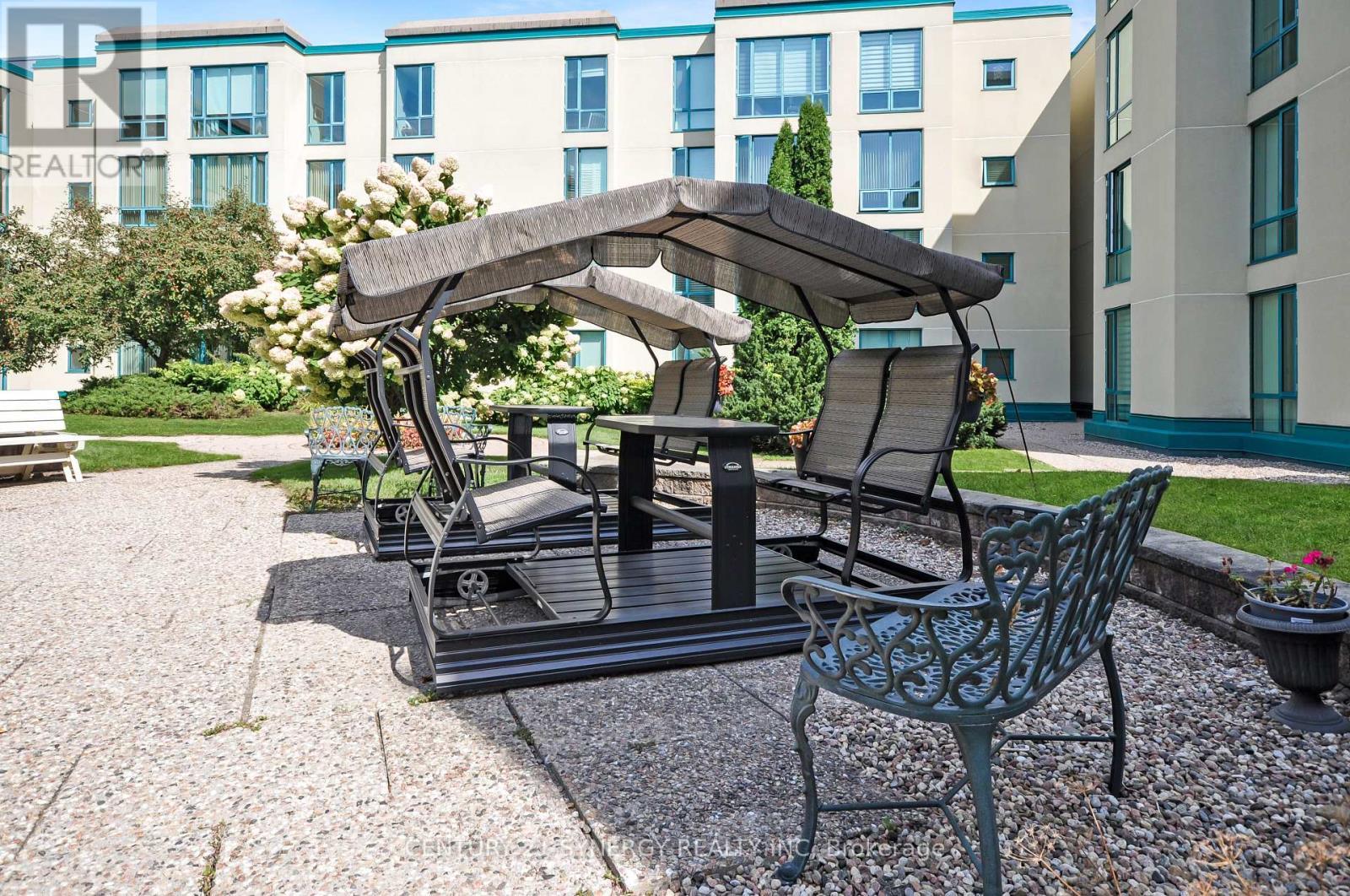 Court Yard - 505 - 330 Centrum Boulevard, Ottawa, ON - Outdoor