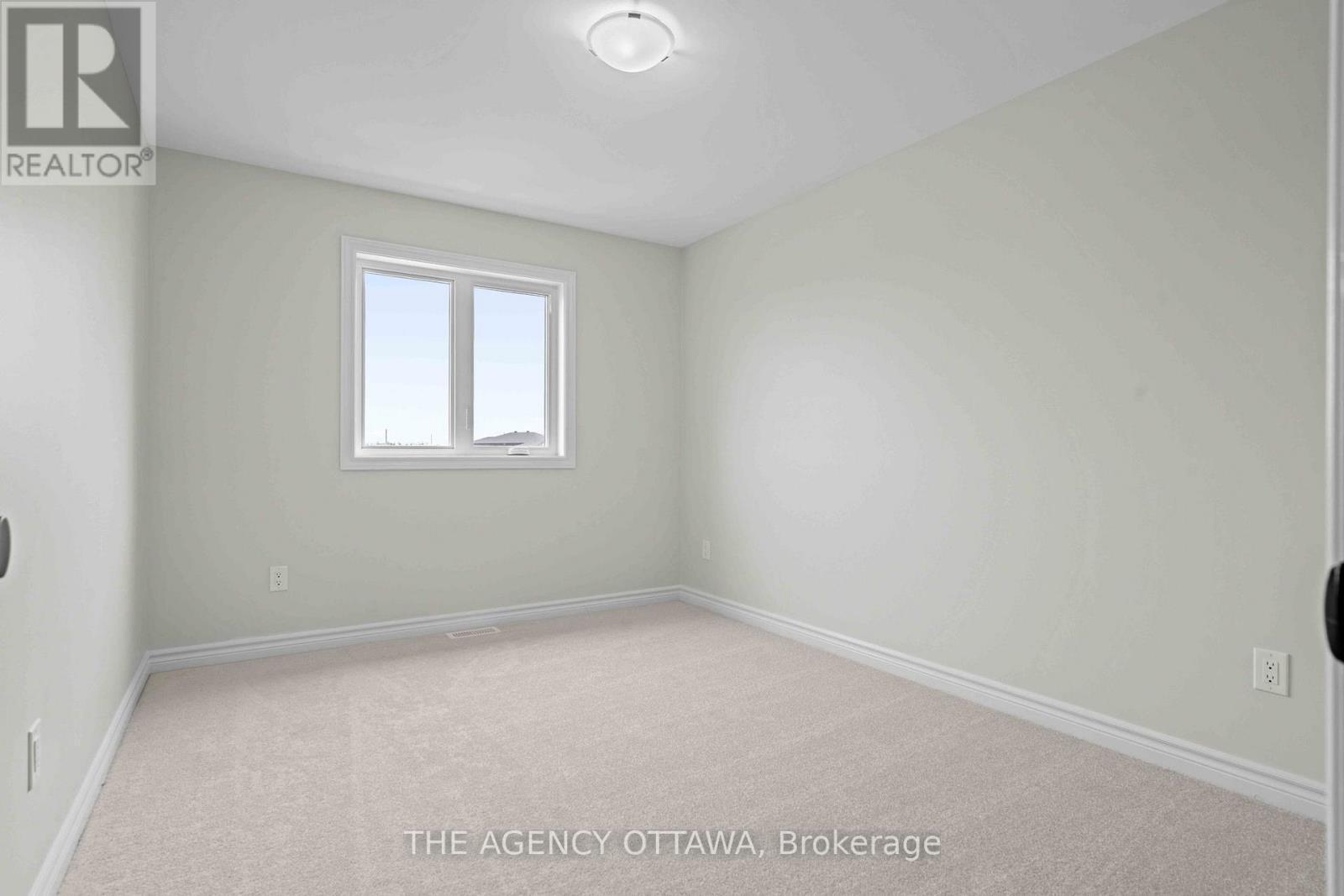 1150 Cope Drive, Ottawa, ON - Indoor Photo Showing Other Room