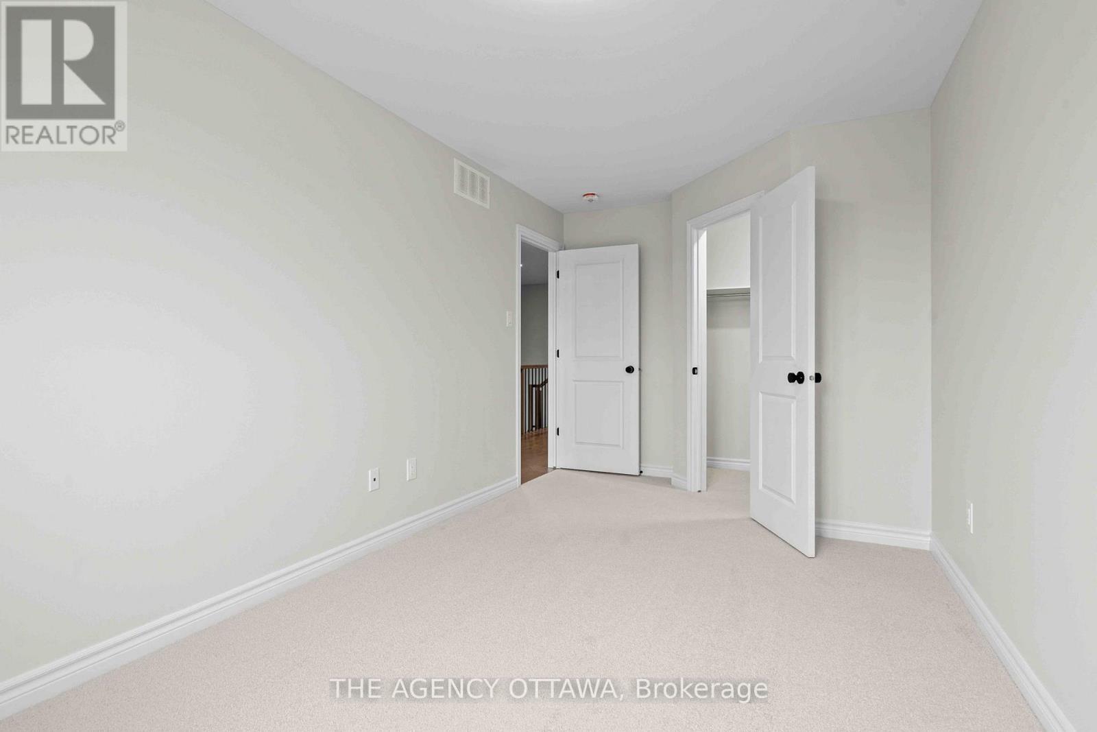 1150 Cope Drive, Ottawa, ON - Indoor Photo Showing Other Room